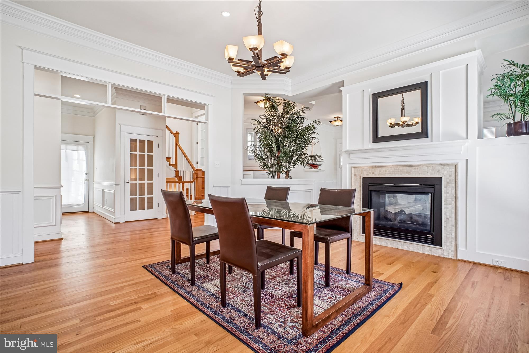 CLARENDON - Residential