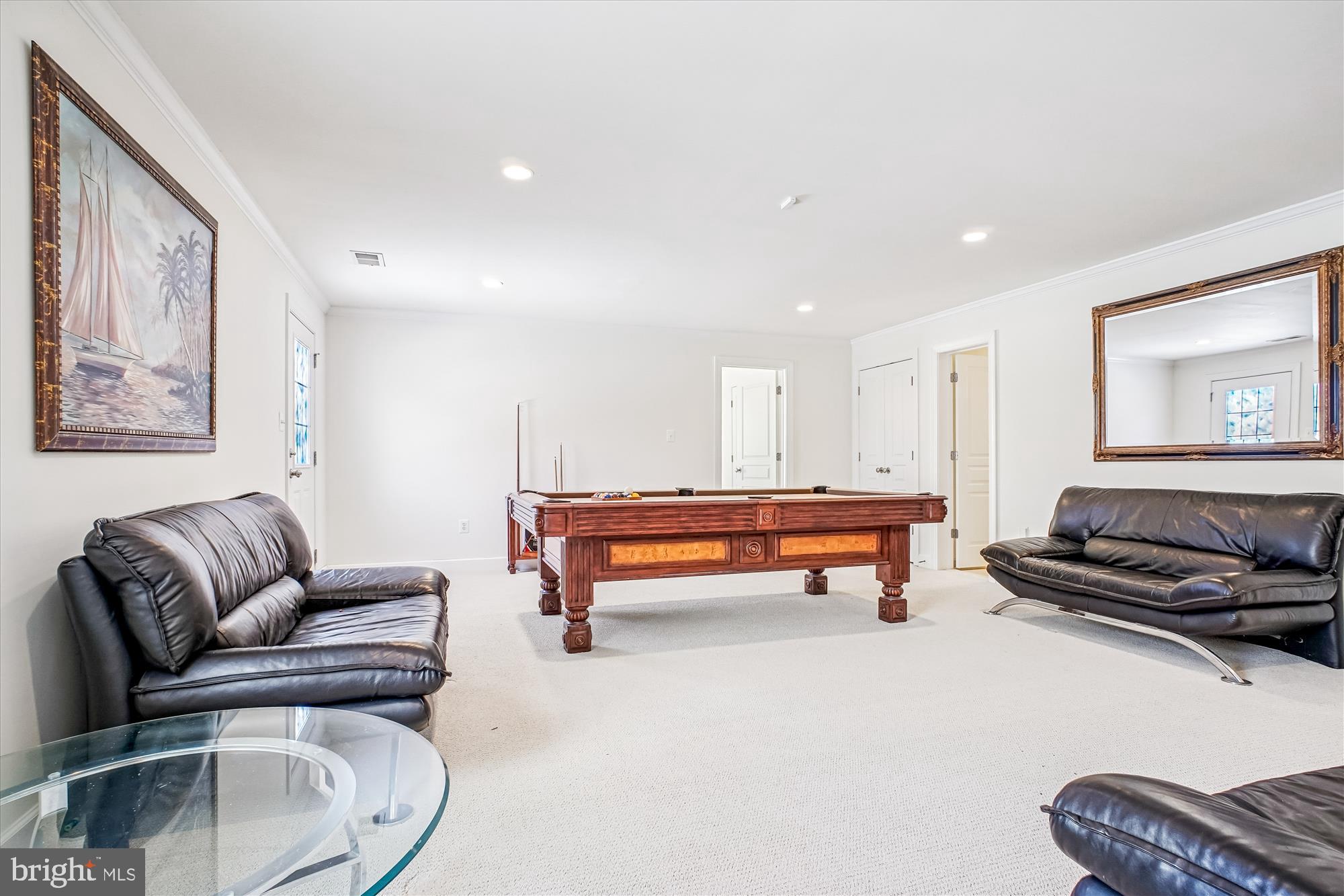 CLARENDON - Residential