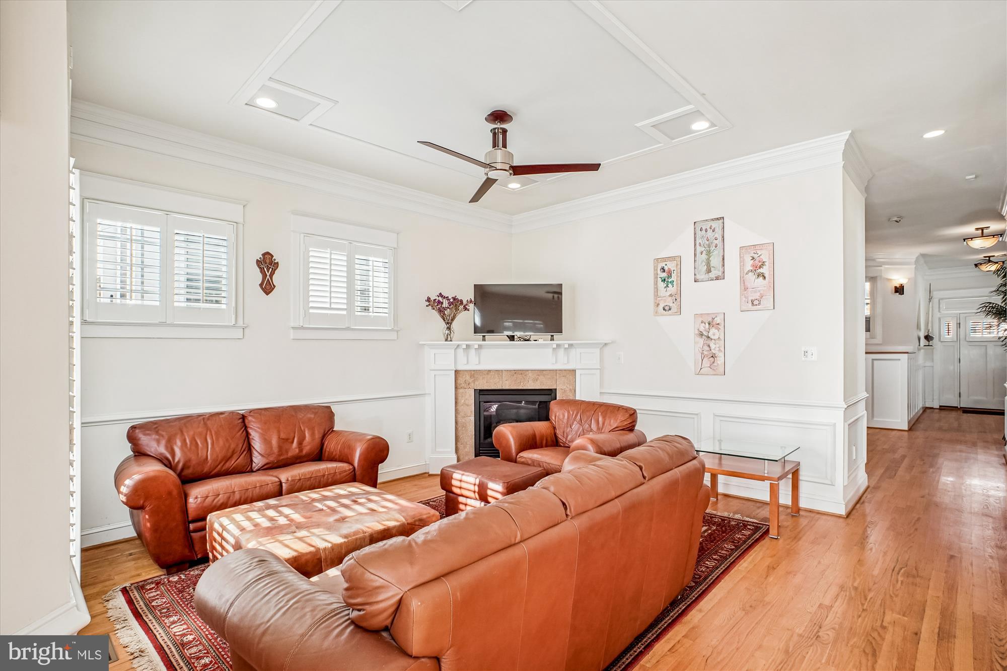 CLARENDON - Residential