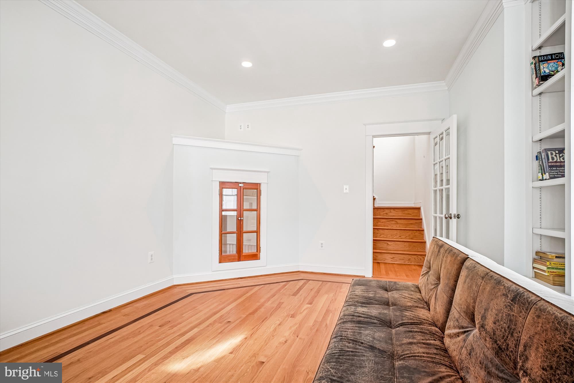 CLARENDON - Residential