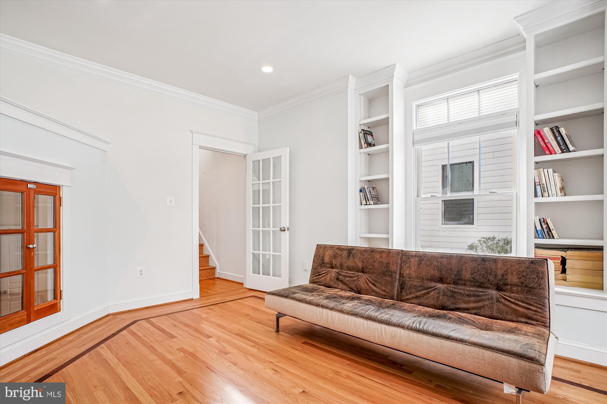 CLARENDON - Residential