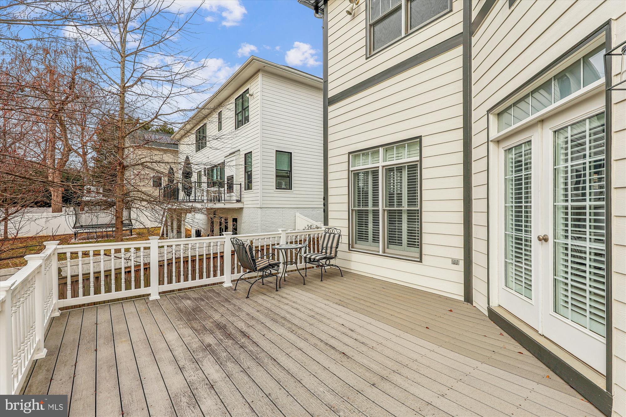 CLARENDON - Residential