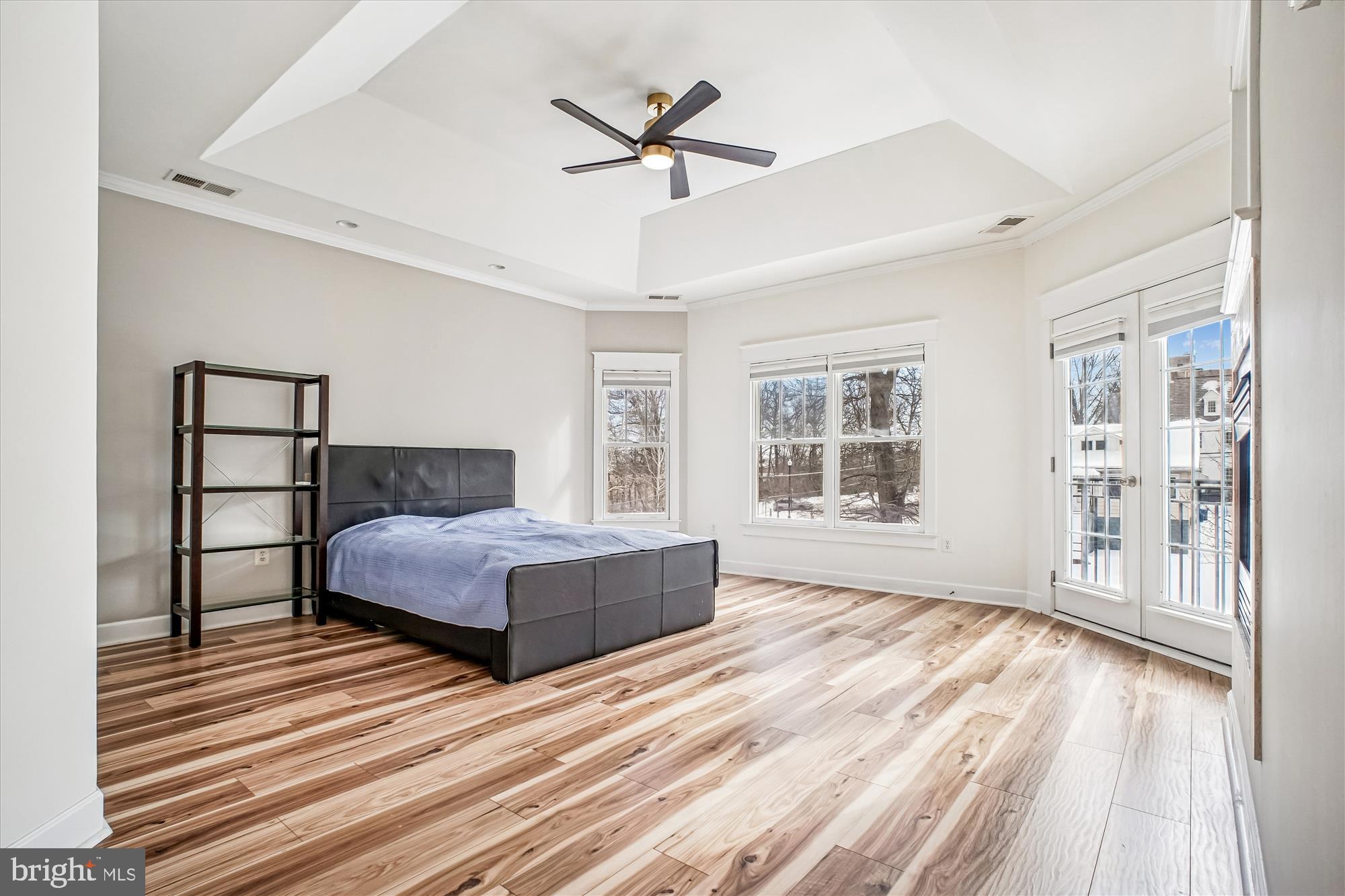 CLARENDON - Residential