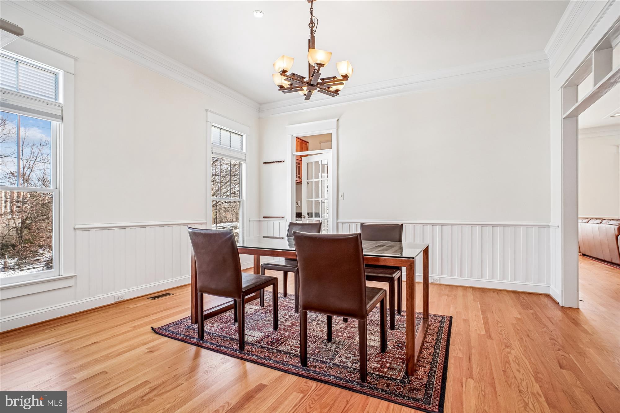 CLARENDON - Residential