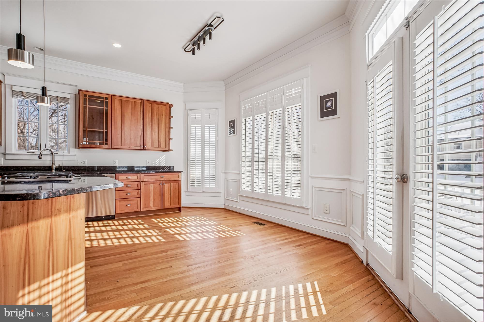 CLARENDON - Residential