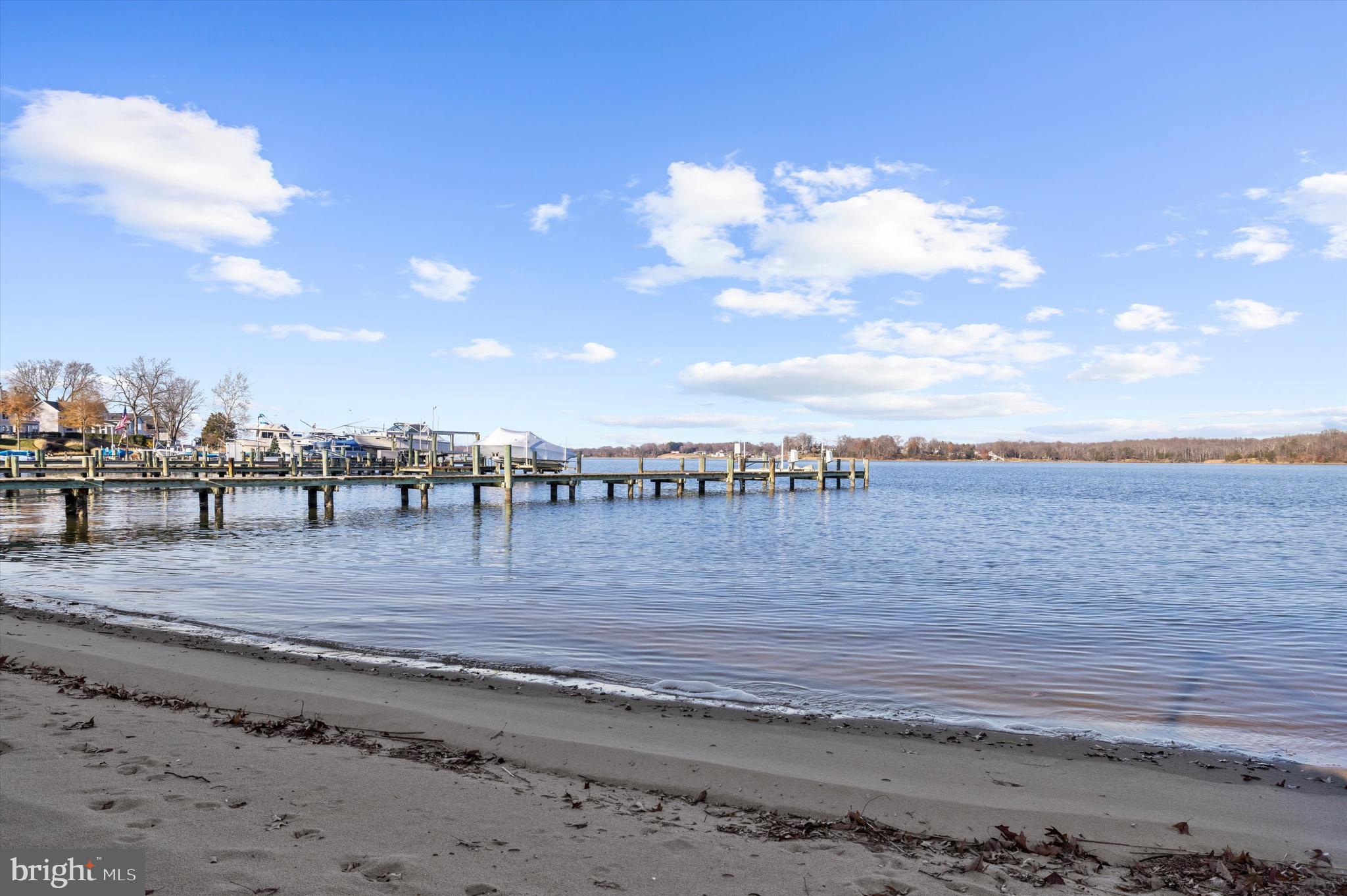 LOCH HAVEN - Residential