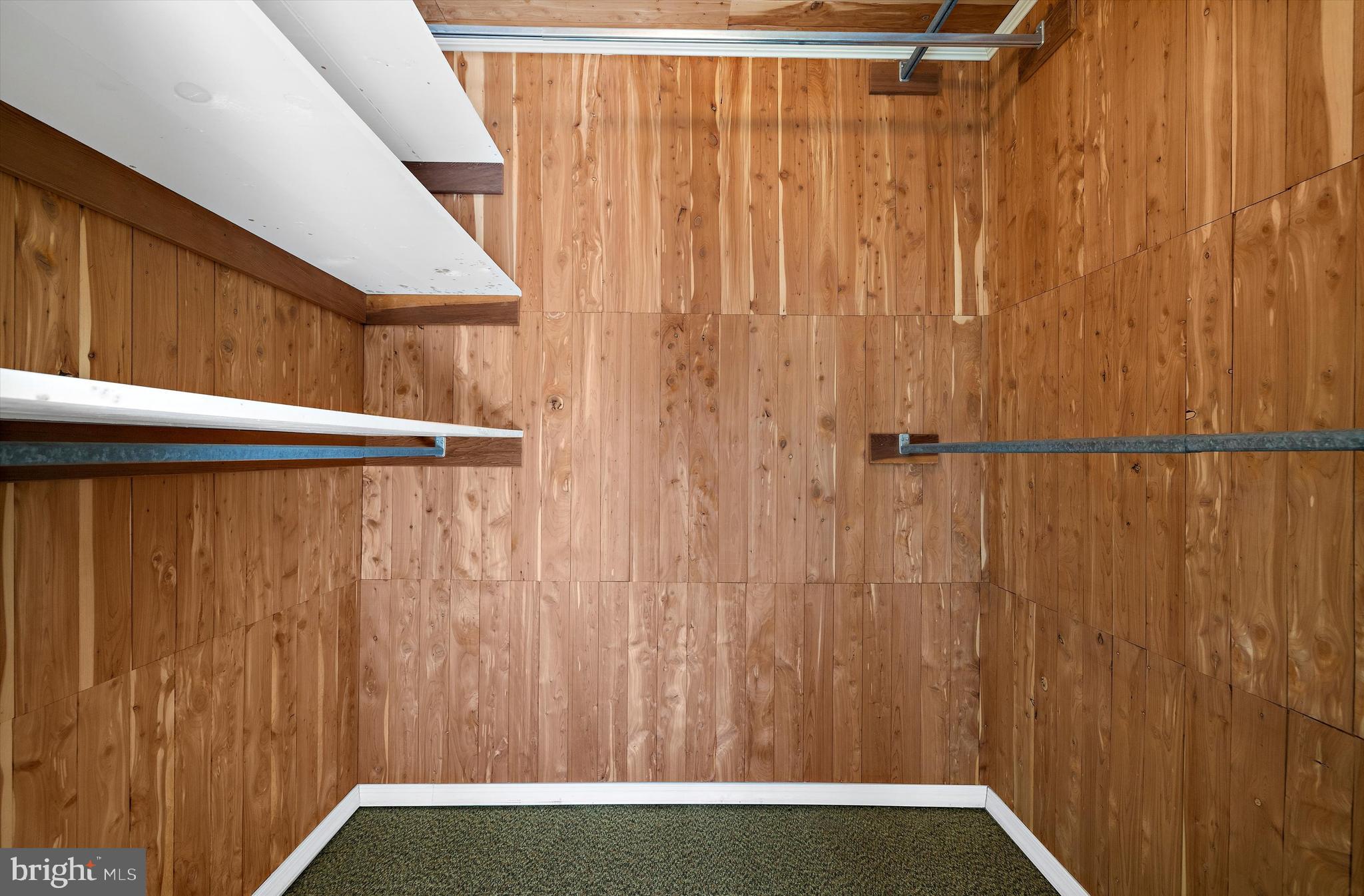 LOCH HAVEN - Residential