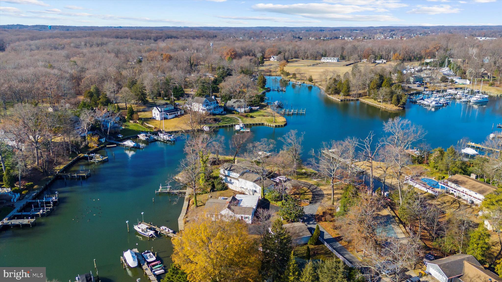 LOCH HAVEN - Residential