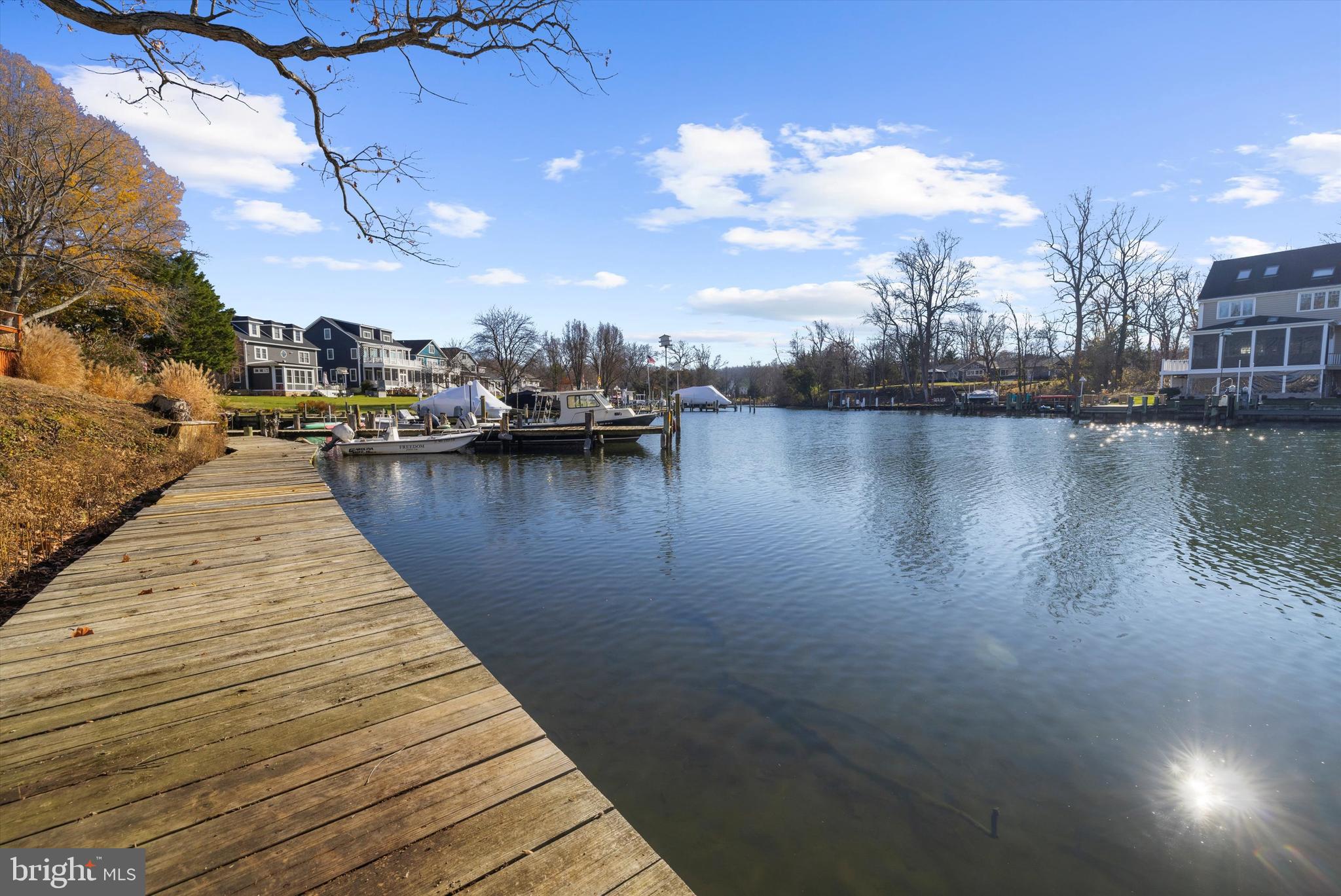 LOCH HAVEN - Residential