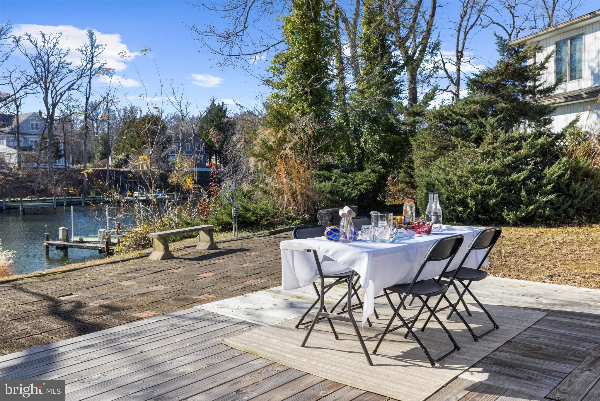 LOCH HAVEN - Residential