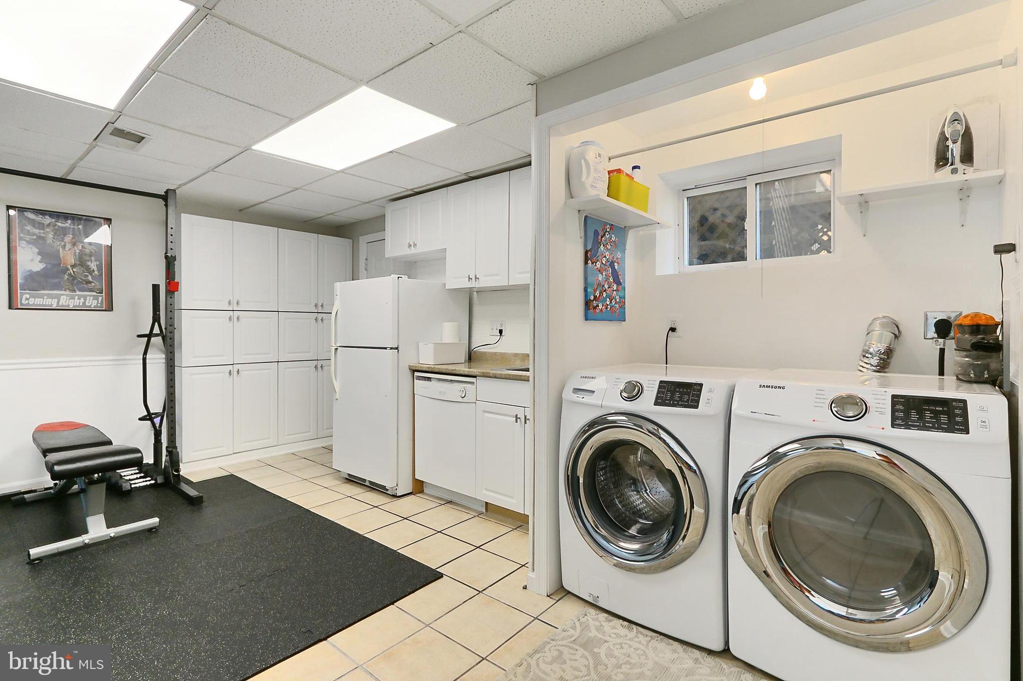 WESTVIEW HILLS - Residential