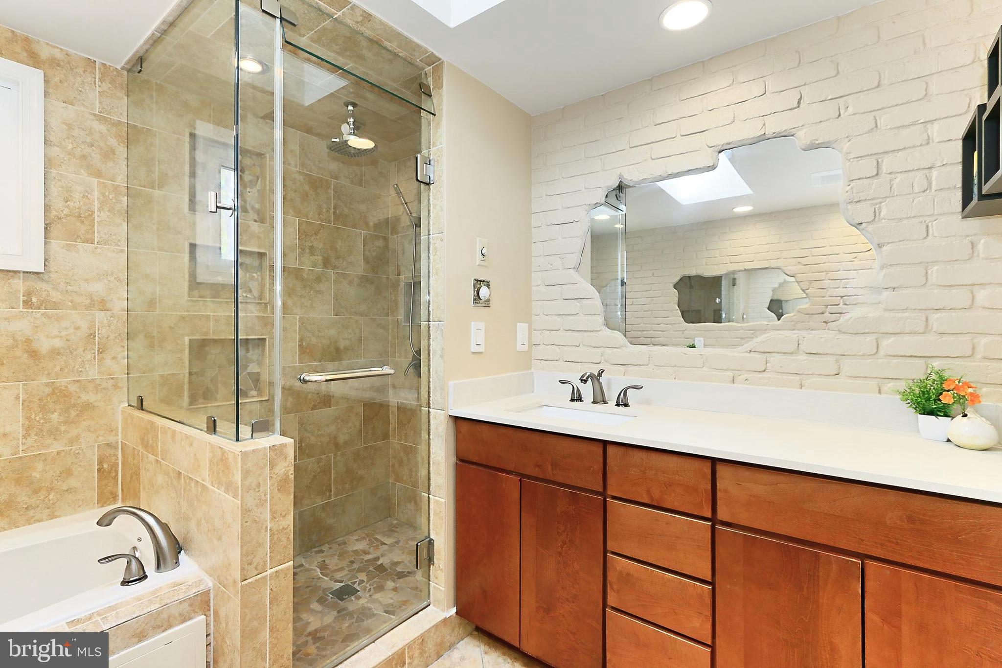 WESTVIEW HILLS - Residential