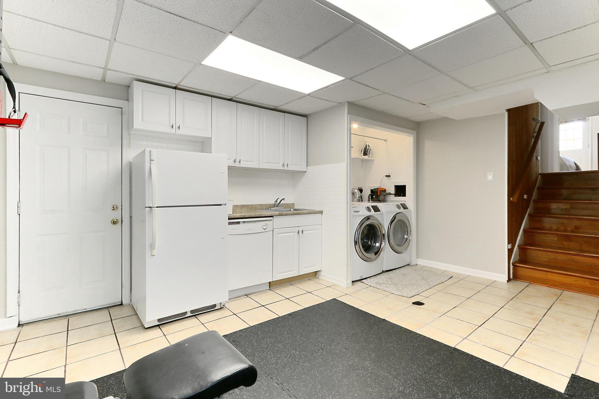 WESTVIEW HILLS - Residential