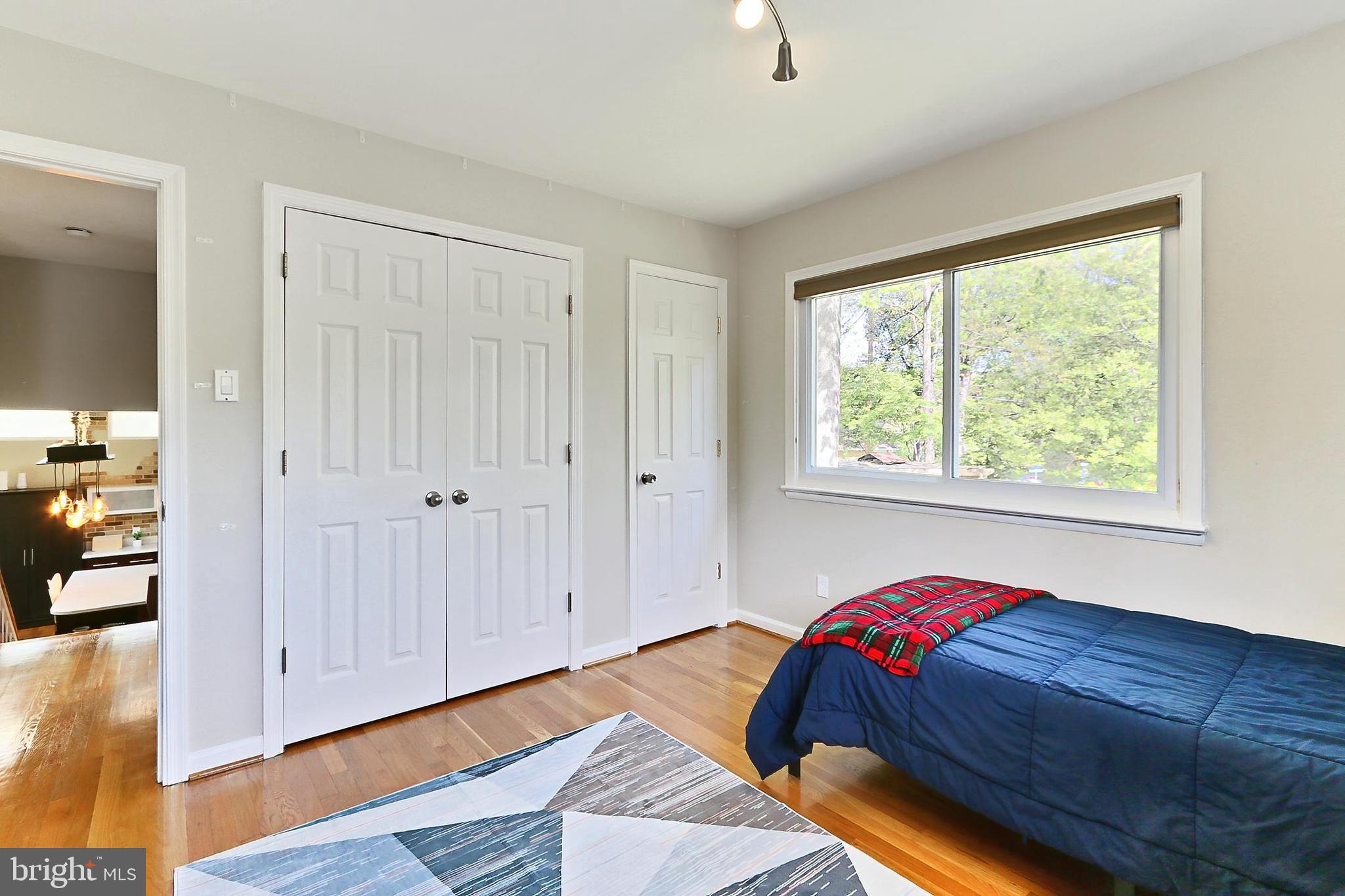 WESTVIEW HILLS - Residential