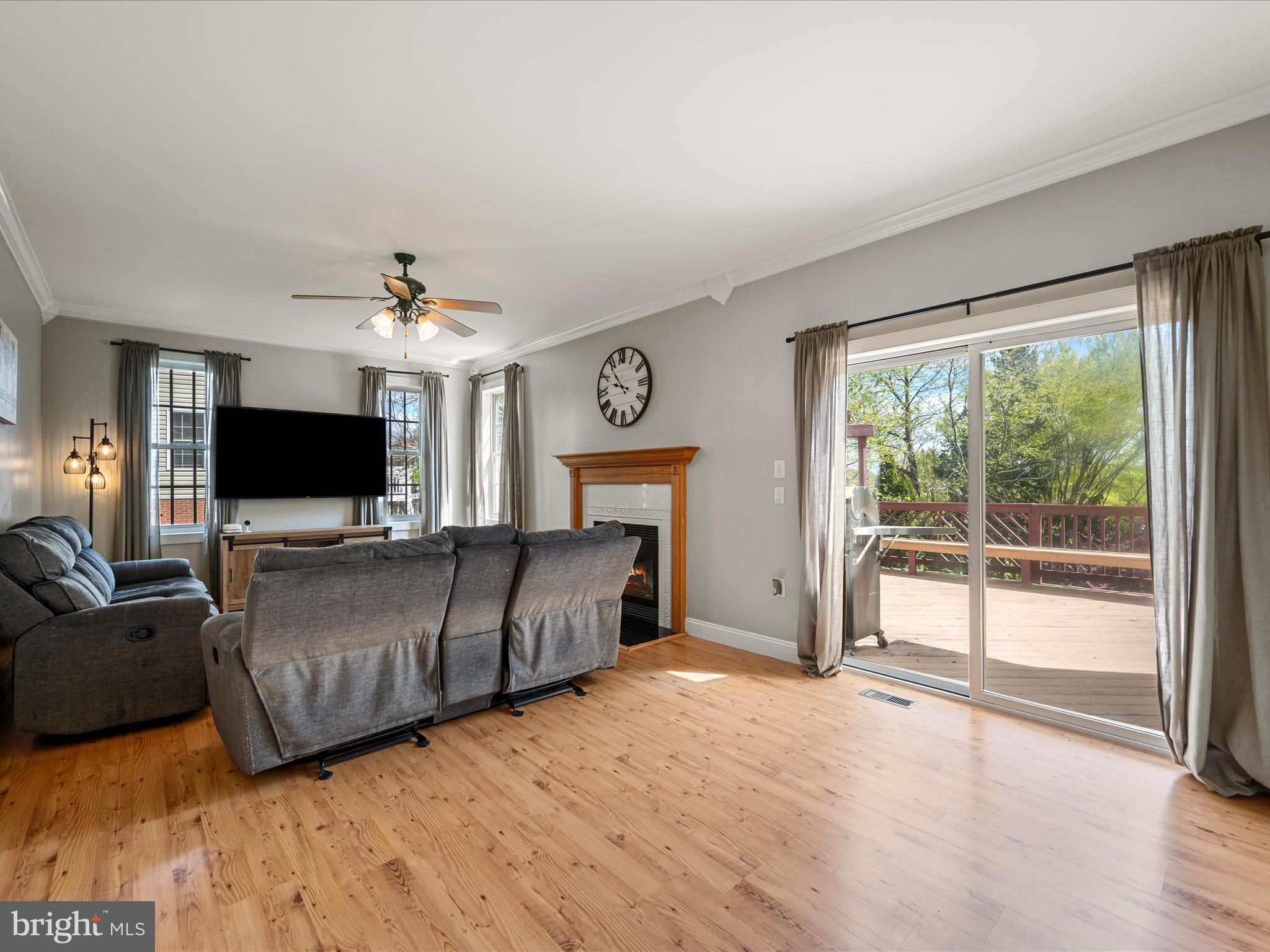 LOCUST HILL - Residential