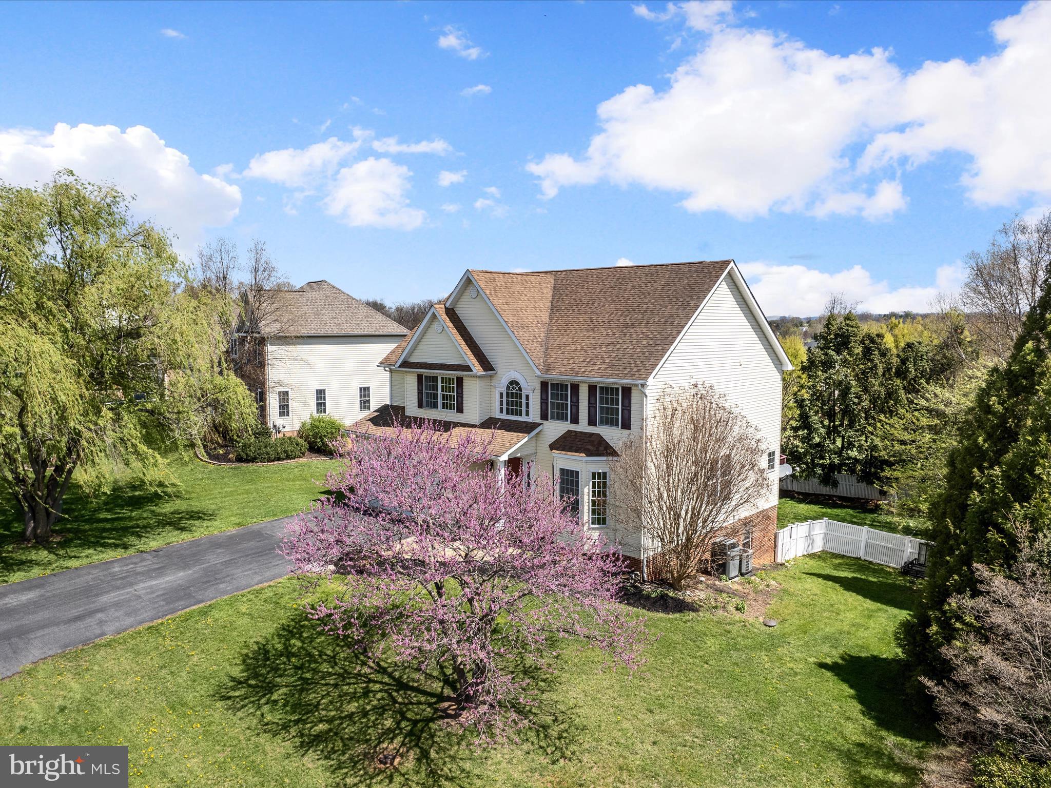 LOCUST HILL - Residential