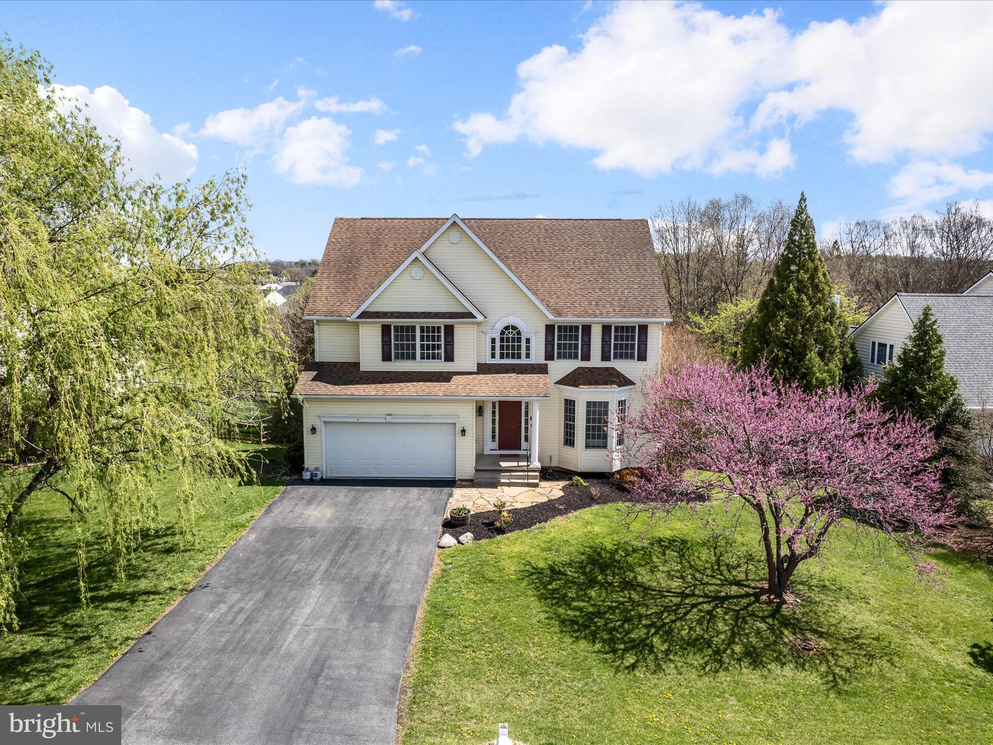 LOCUST HILL - Residential