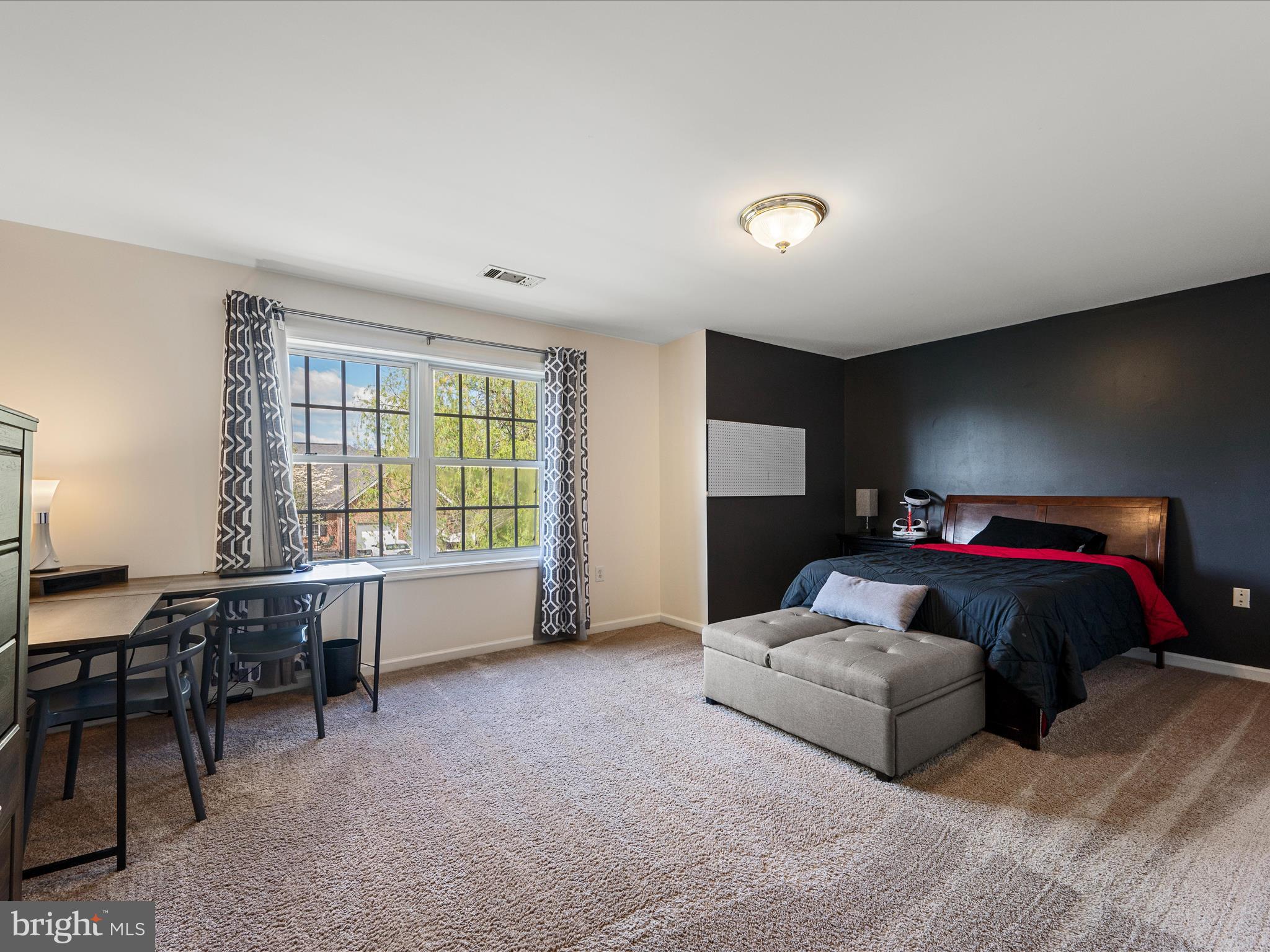 LOCUST HILL - Residential