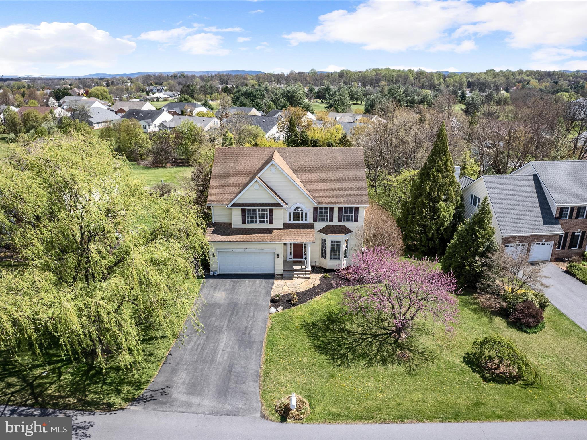 LOCUST HILL - Residential