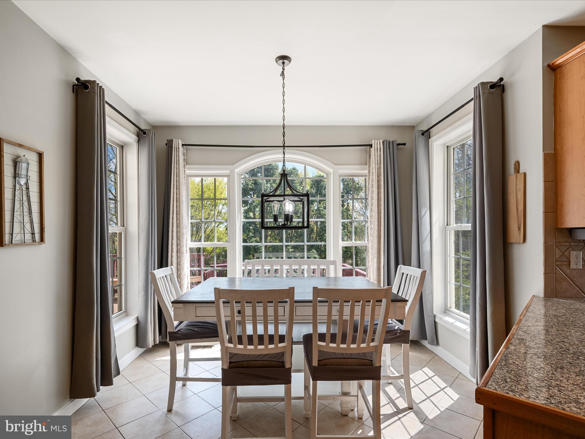 LOCUST HILL - Residential