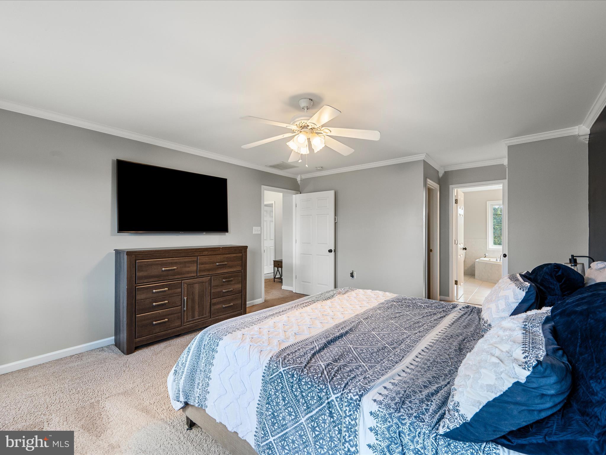 LOCUST HILL - Residential