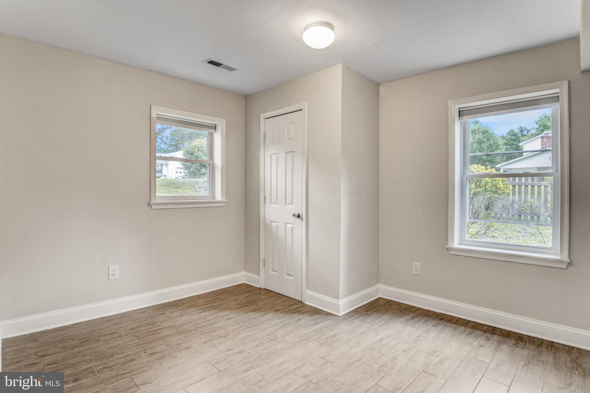 STONEWALL ESTATES - Residential Lease