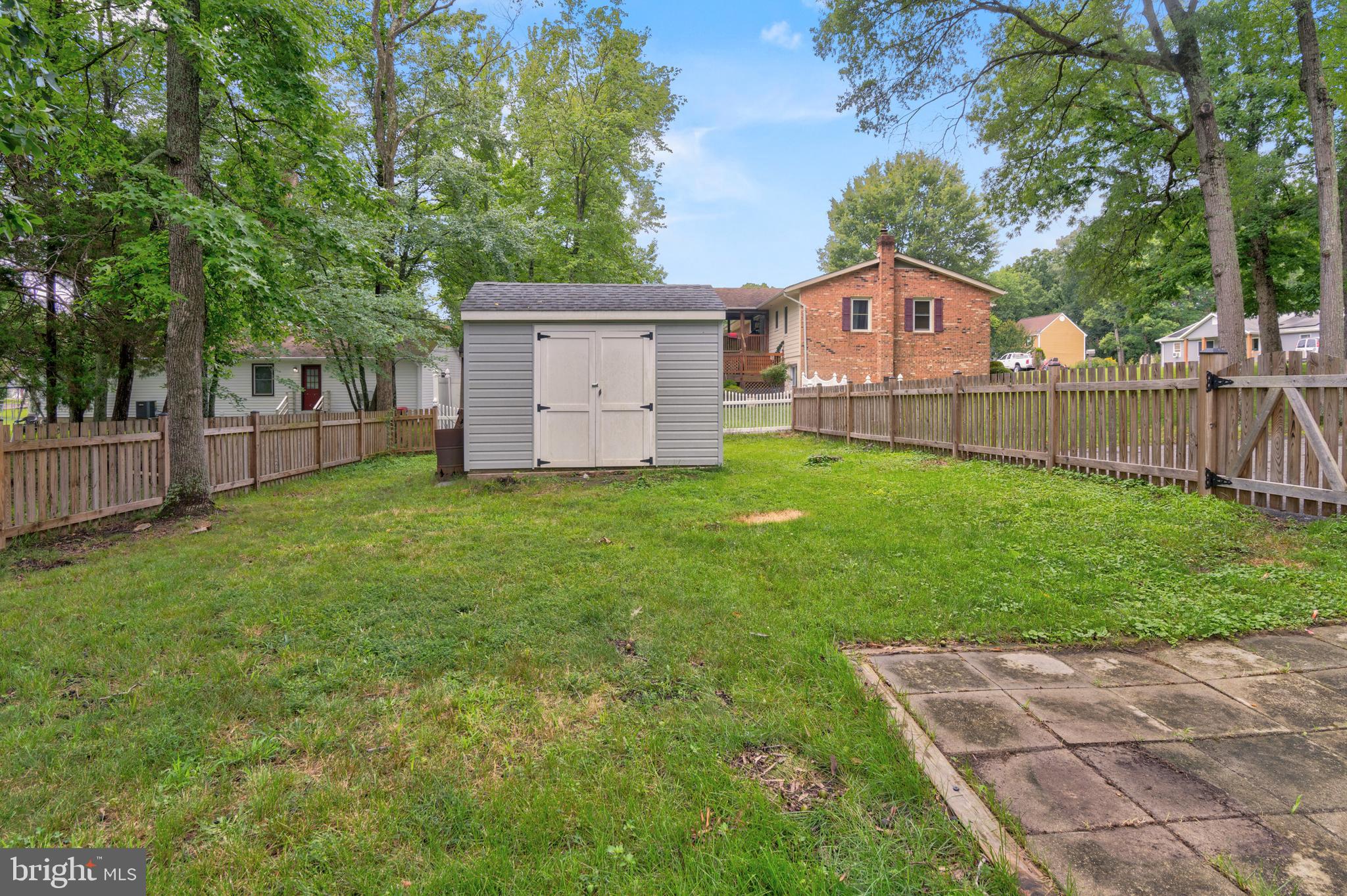 STONEWALL ESTATES - Residential Lease