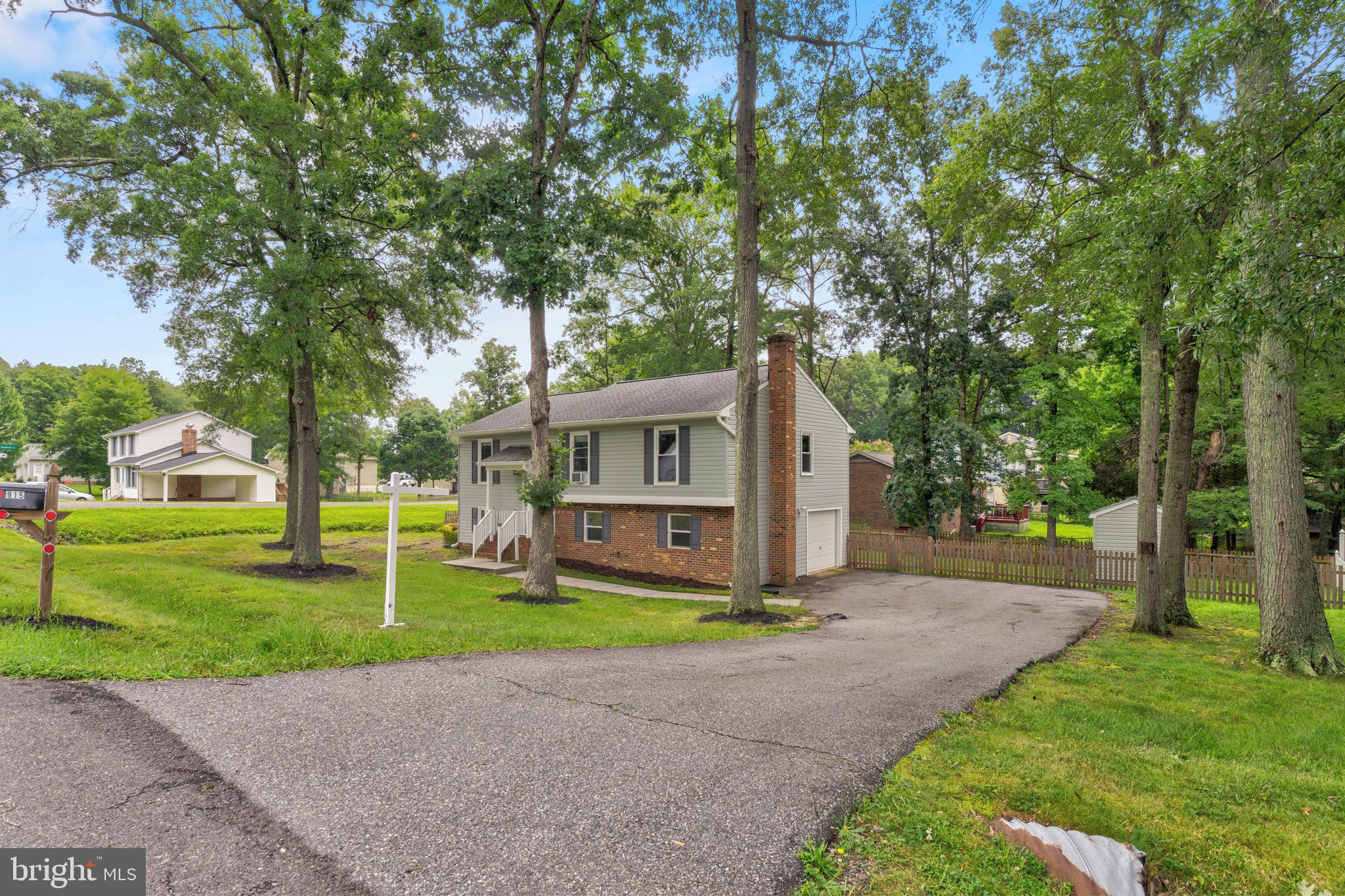 STONEWALL ESTATES - Residential Lease