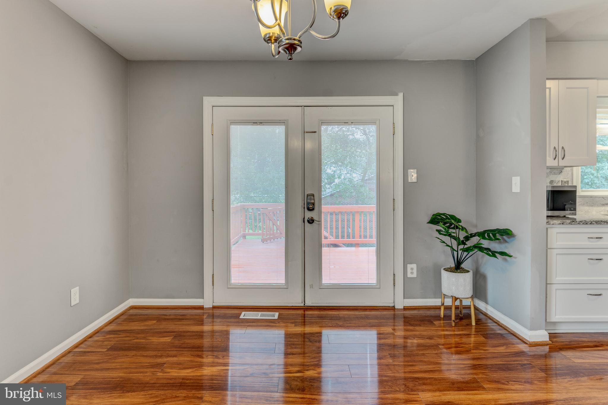 STONEWALL ESTATES - Residential Lease