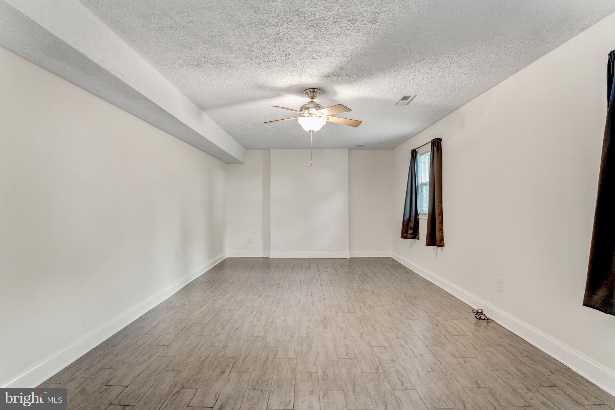 STONEWALL ESTATES - Residential Lease