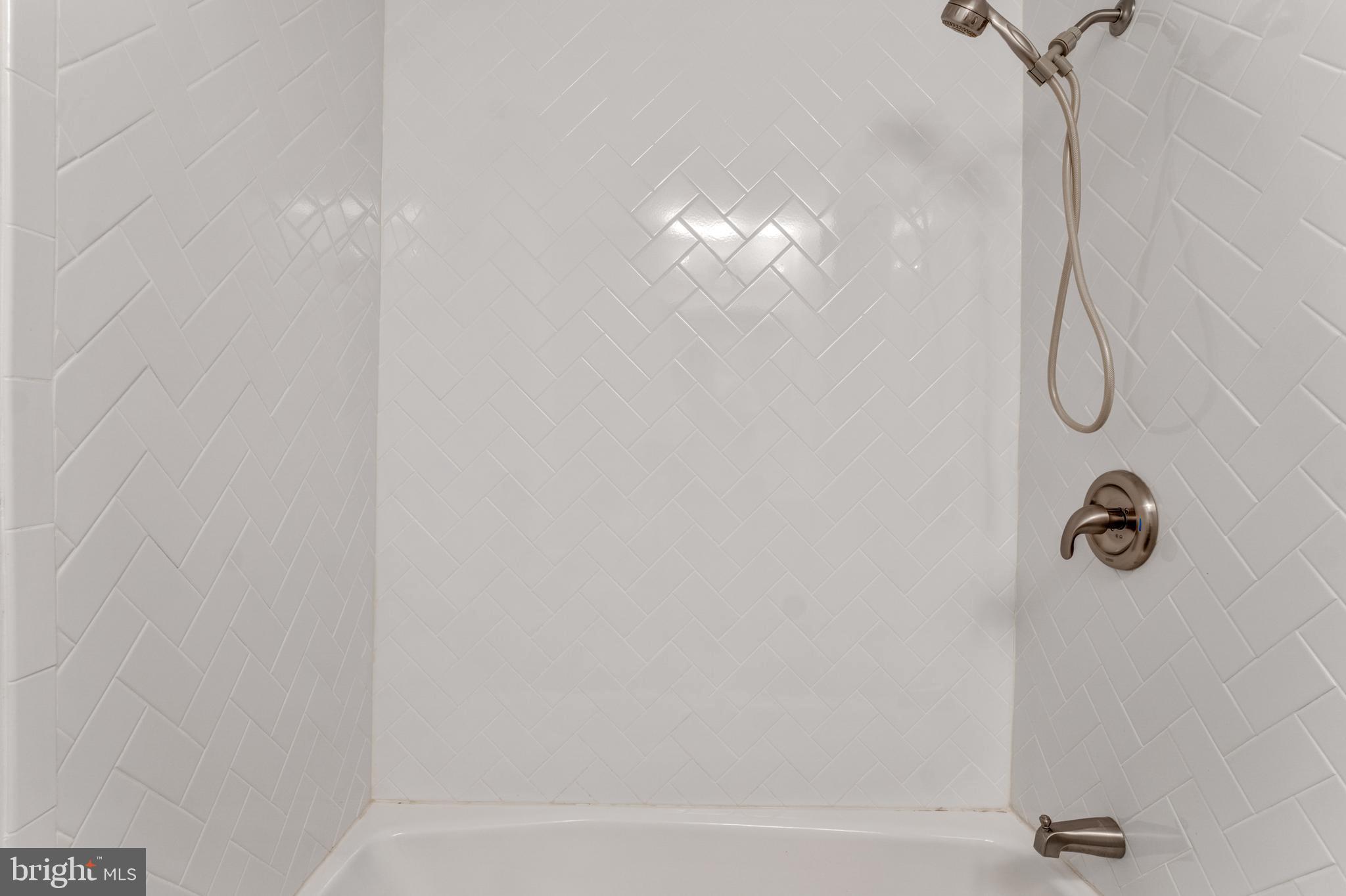 STONEWALL ESTATES - Residential Lease