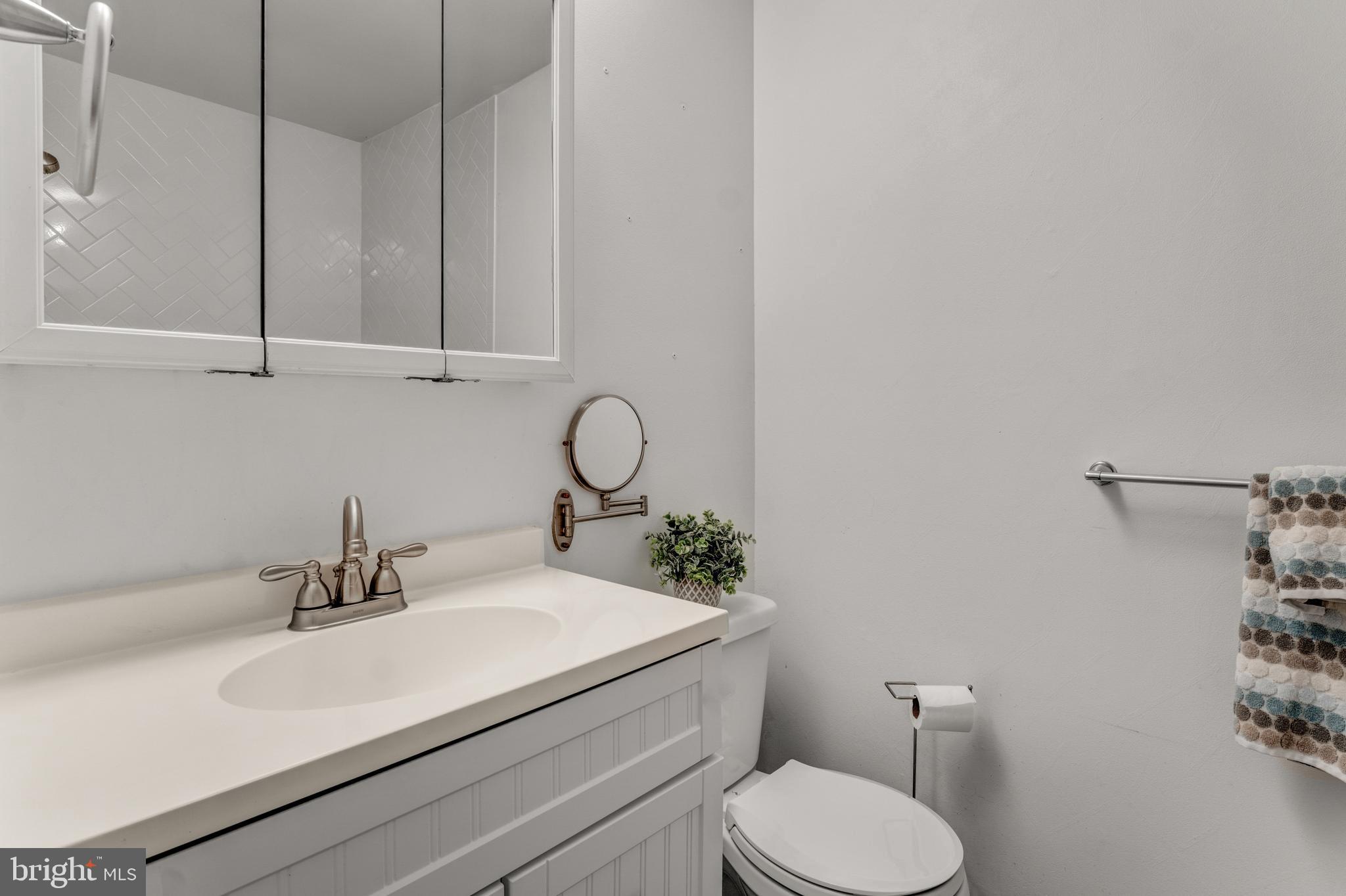 STONEWALL ESTATES - Residential Lease