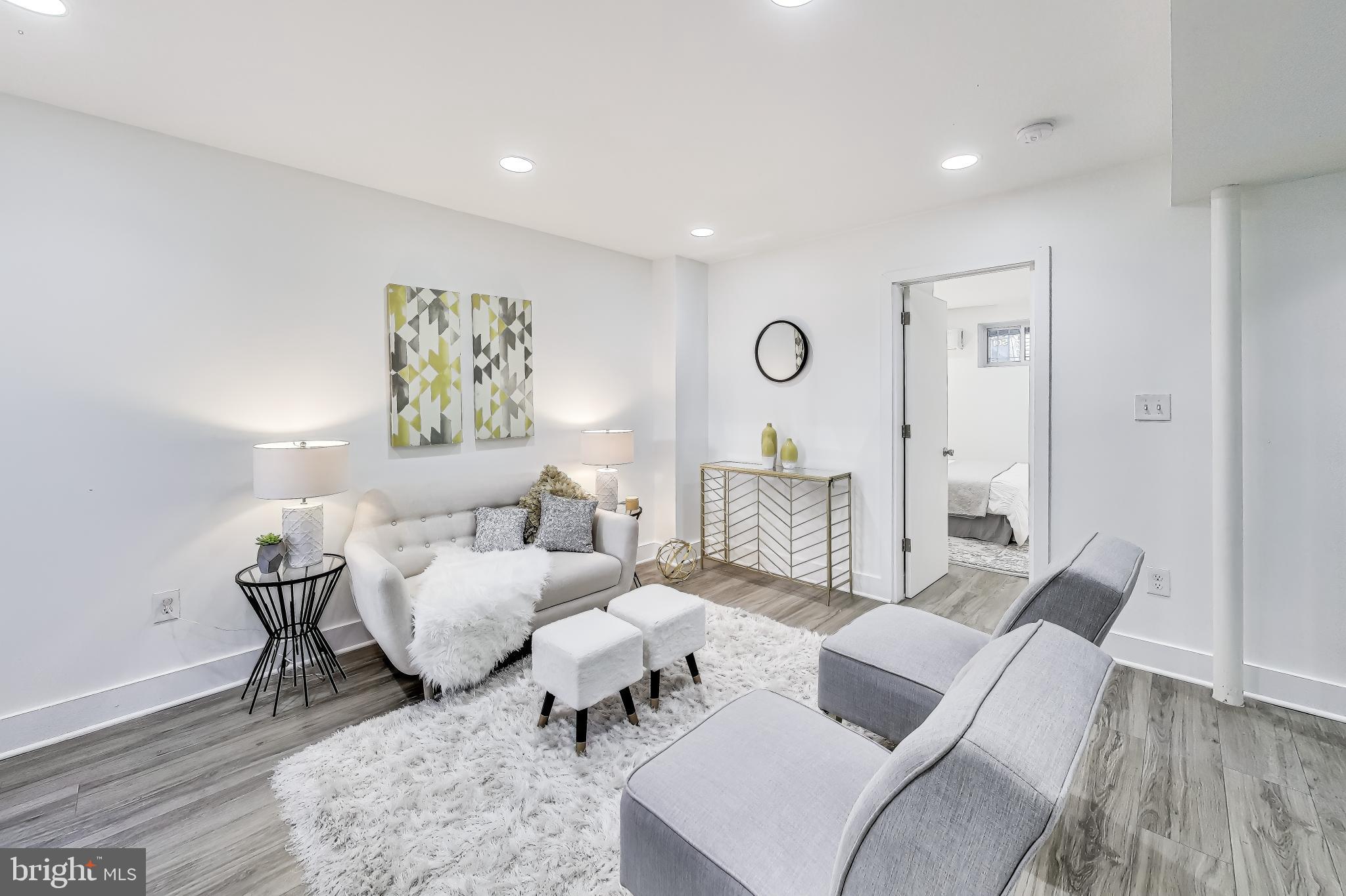 Photo 1 of 7 — 1406 MERIDIAN PLACE NW B, WASHINGTON, DC 20010