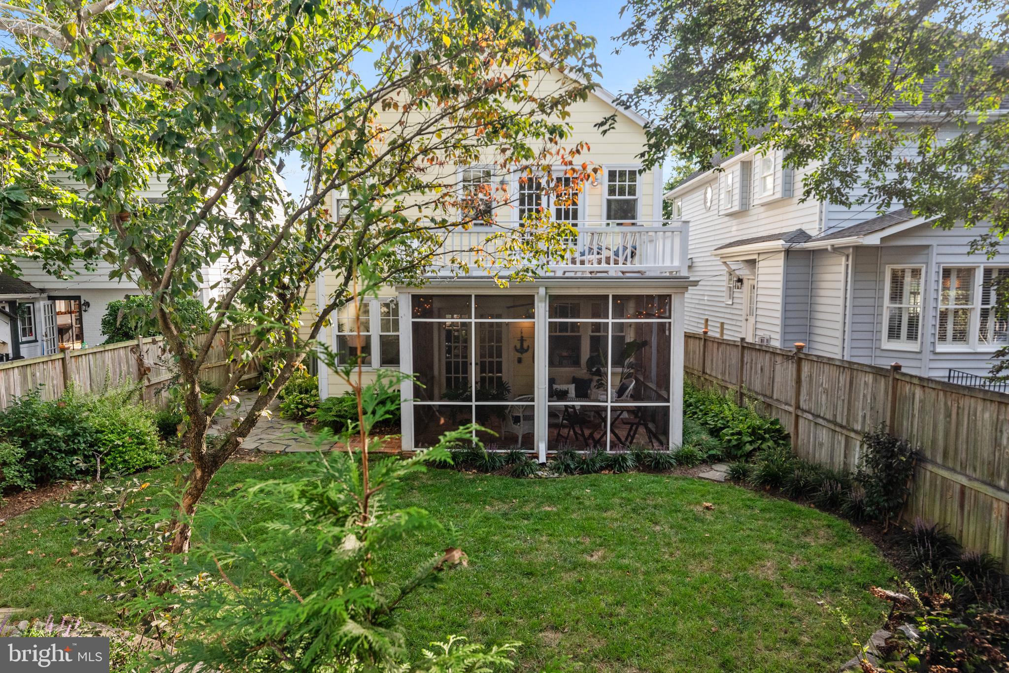 MURRAY HILL - Residential