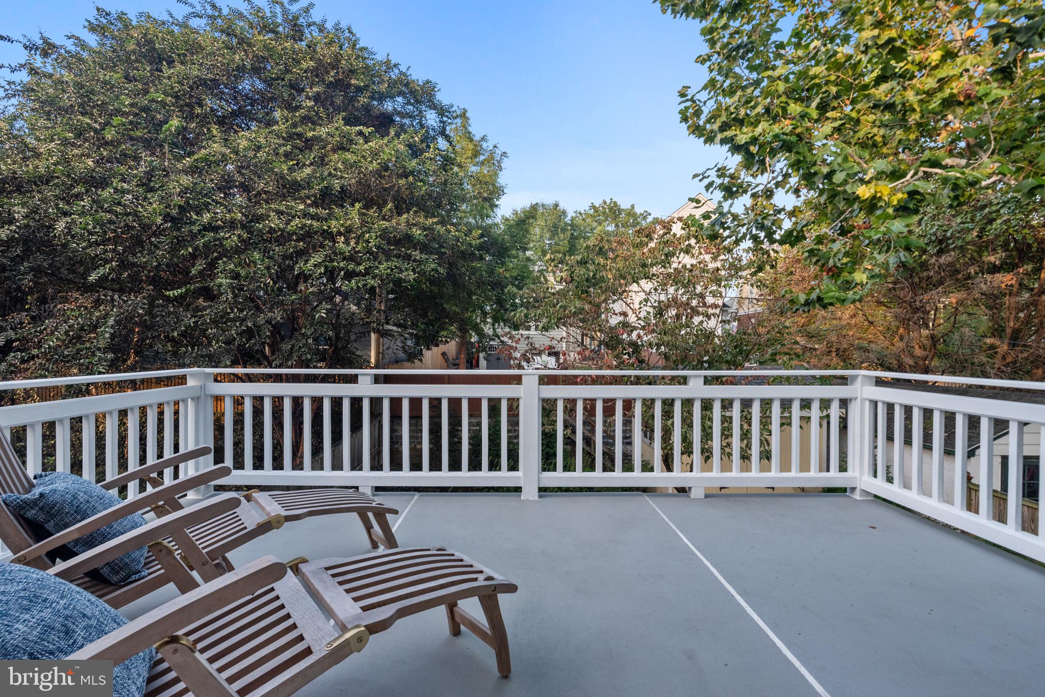 MURRAY HILL - Residential