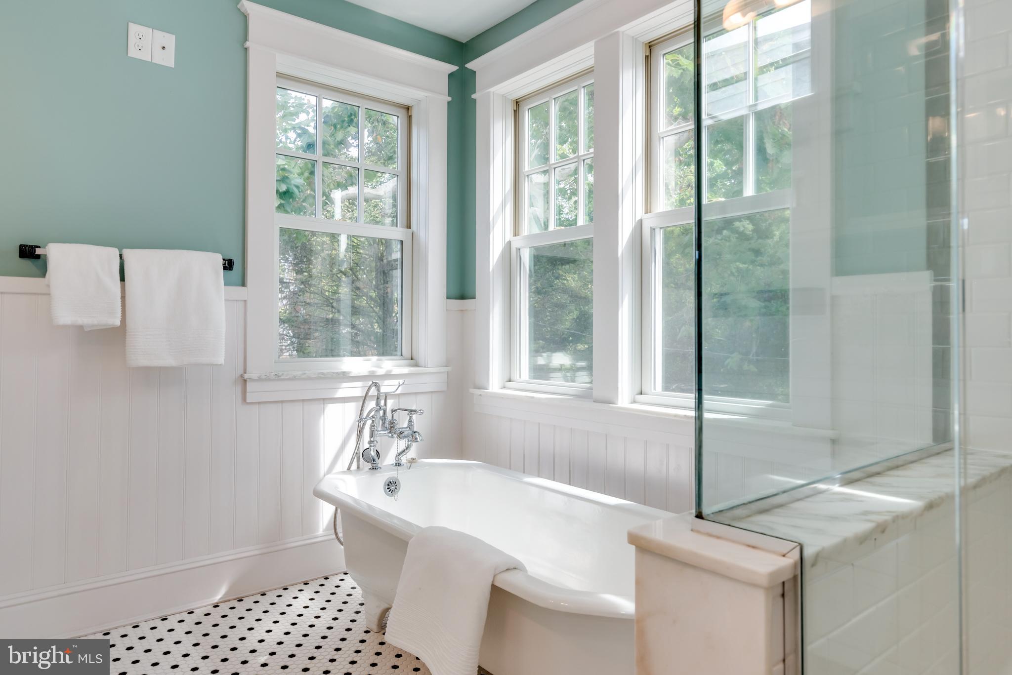 MURRAY HILL - Residential