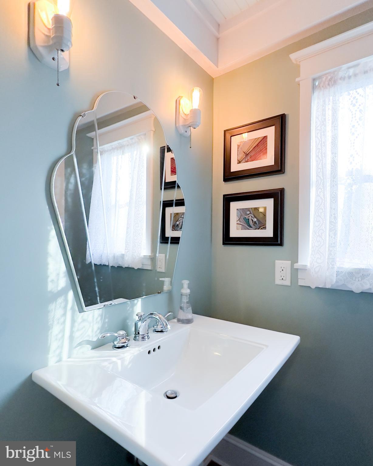 MURRAY HILL - Residential