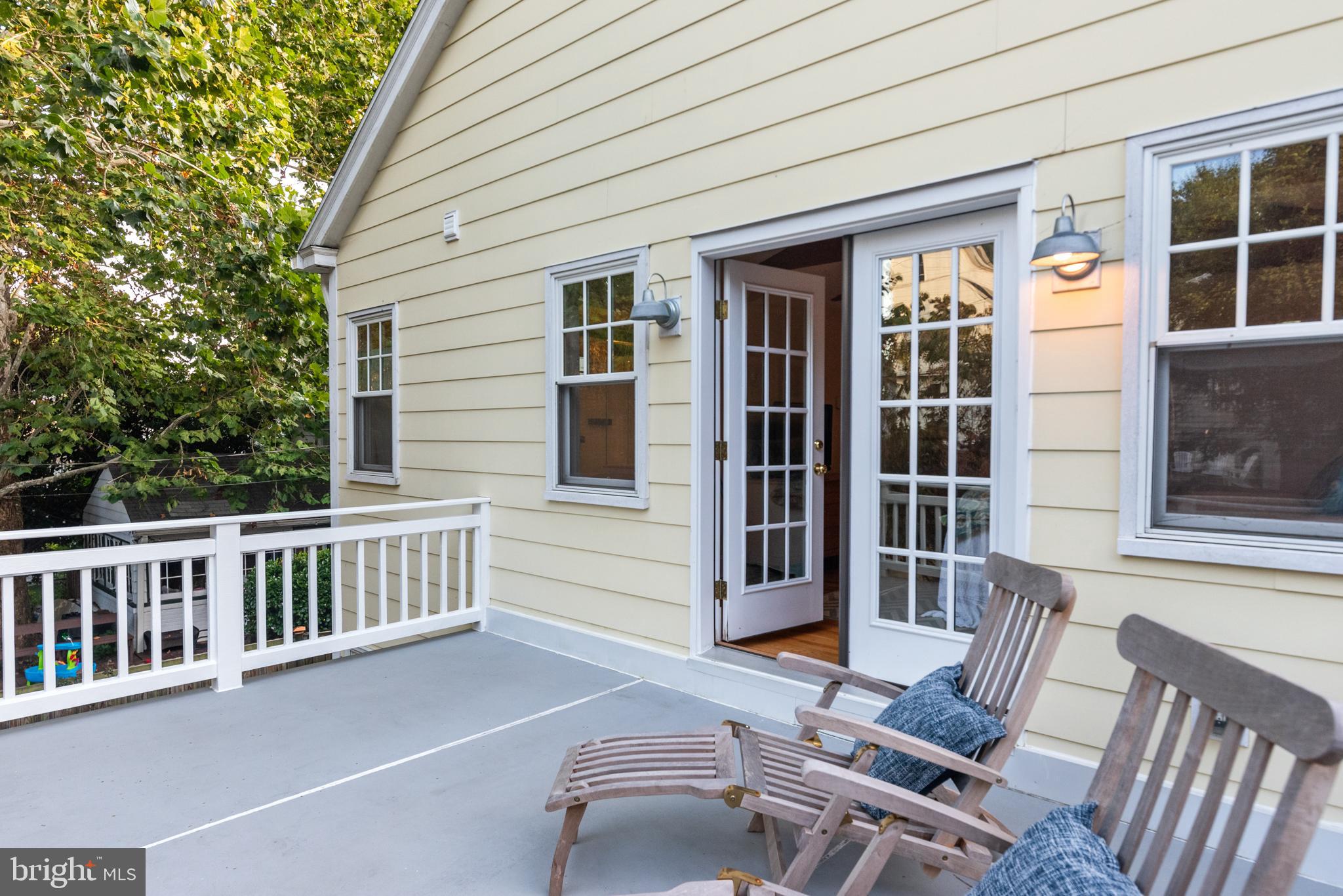 MURRAY HILL - Residential