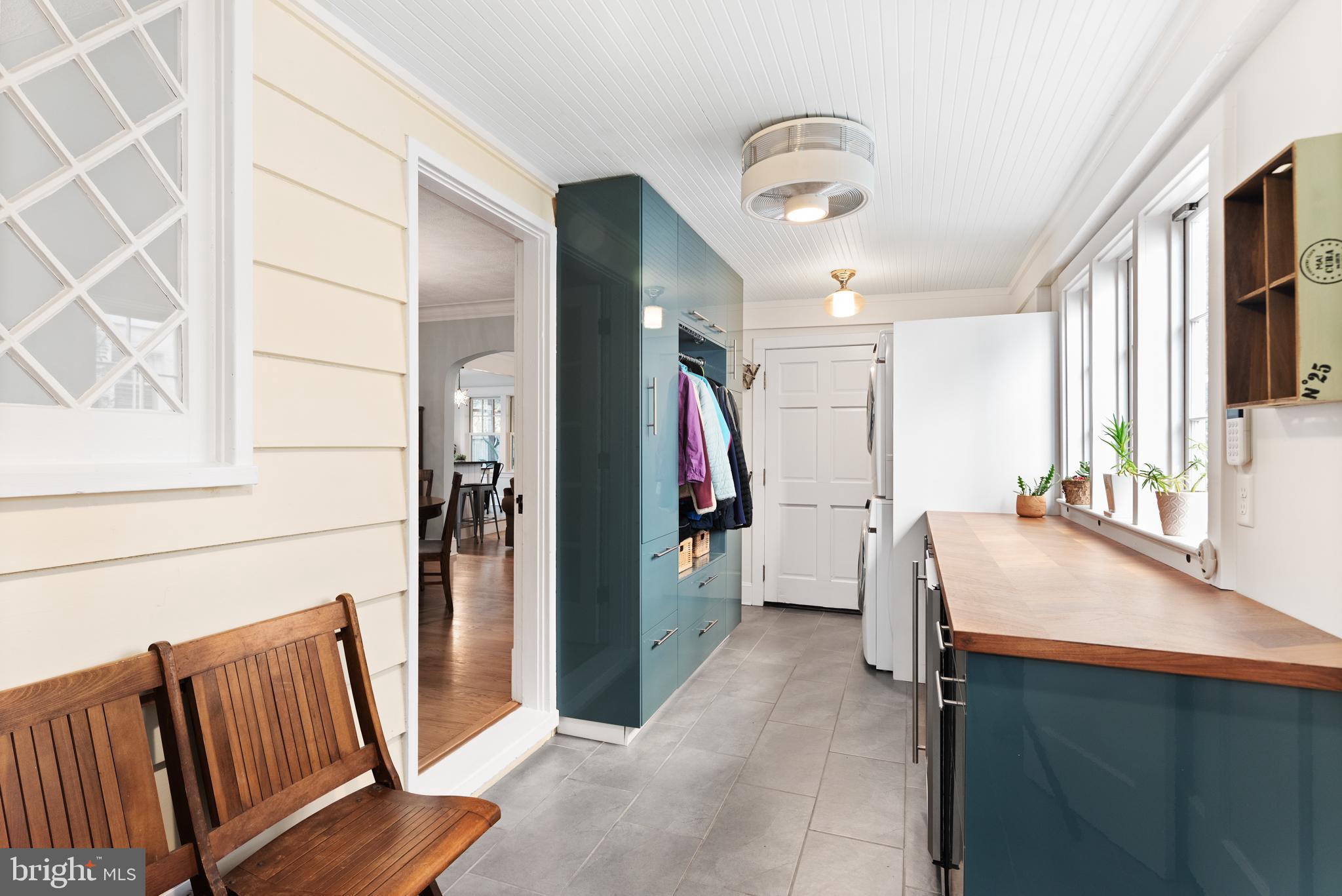 MURRAY HILL - Residential