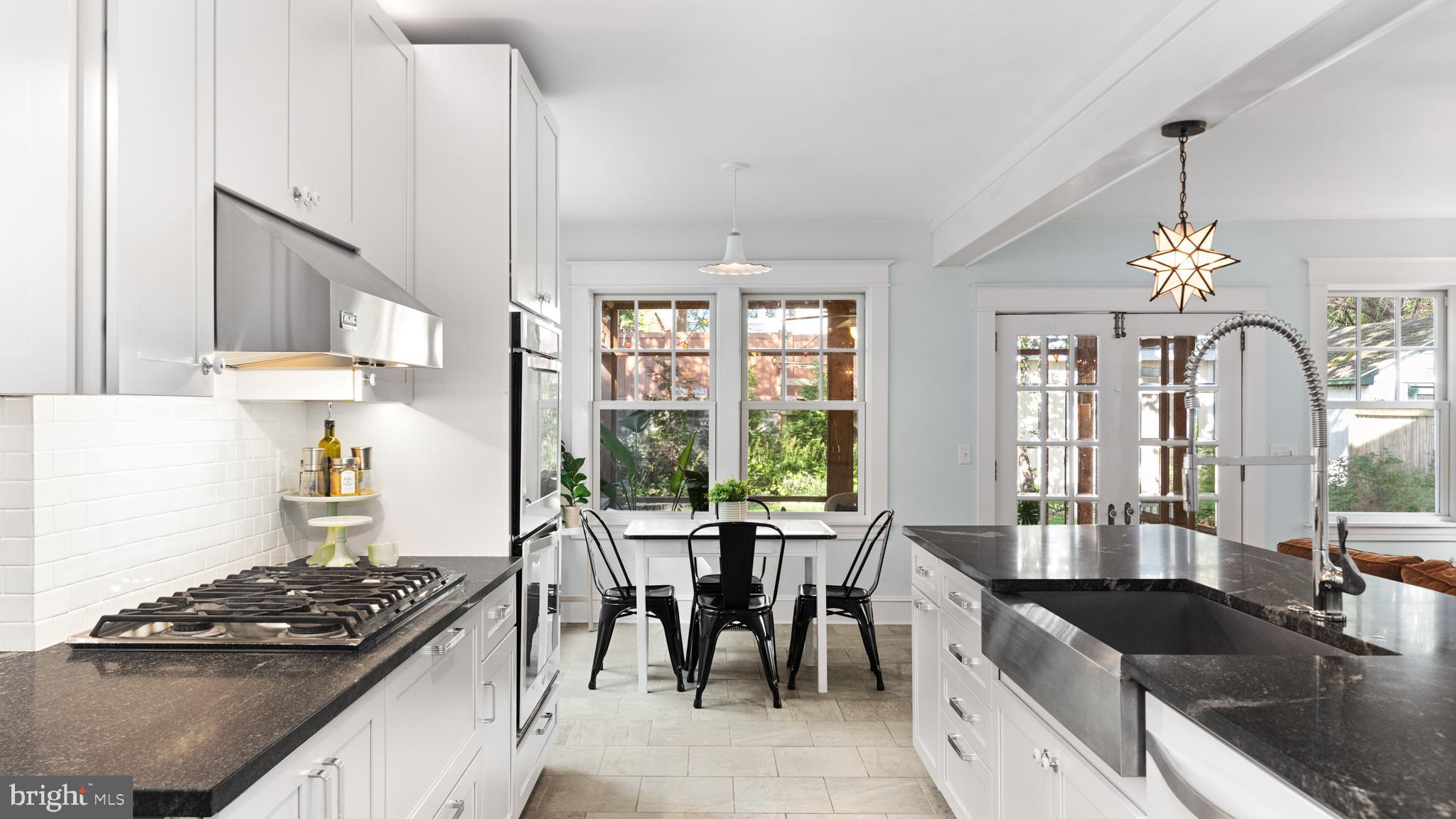 MURRAY HILL - Residential