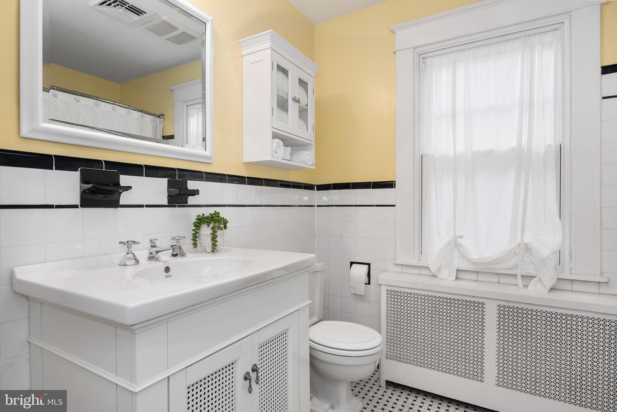 MURRAY HILL - Residential