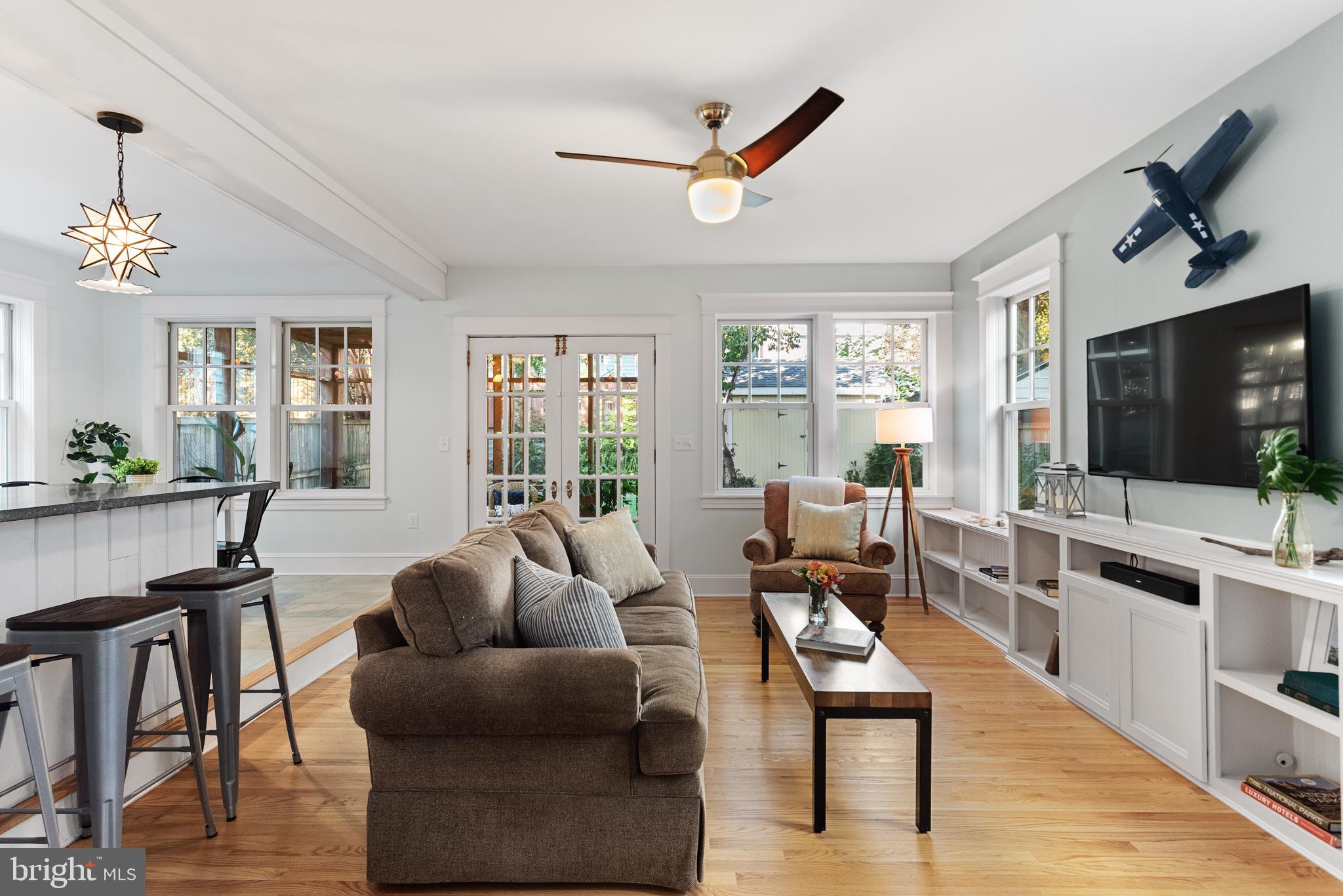 MURRAY HILL - Residential