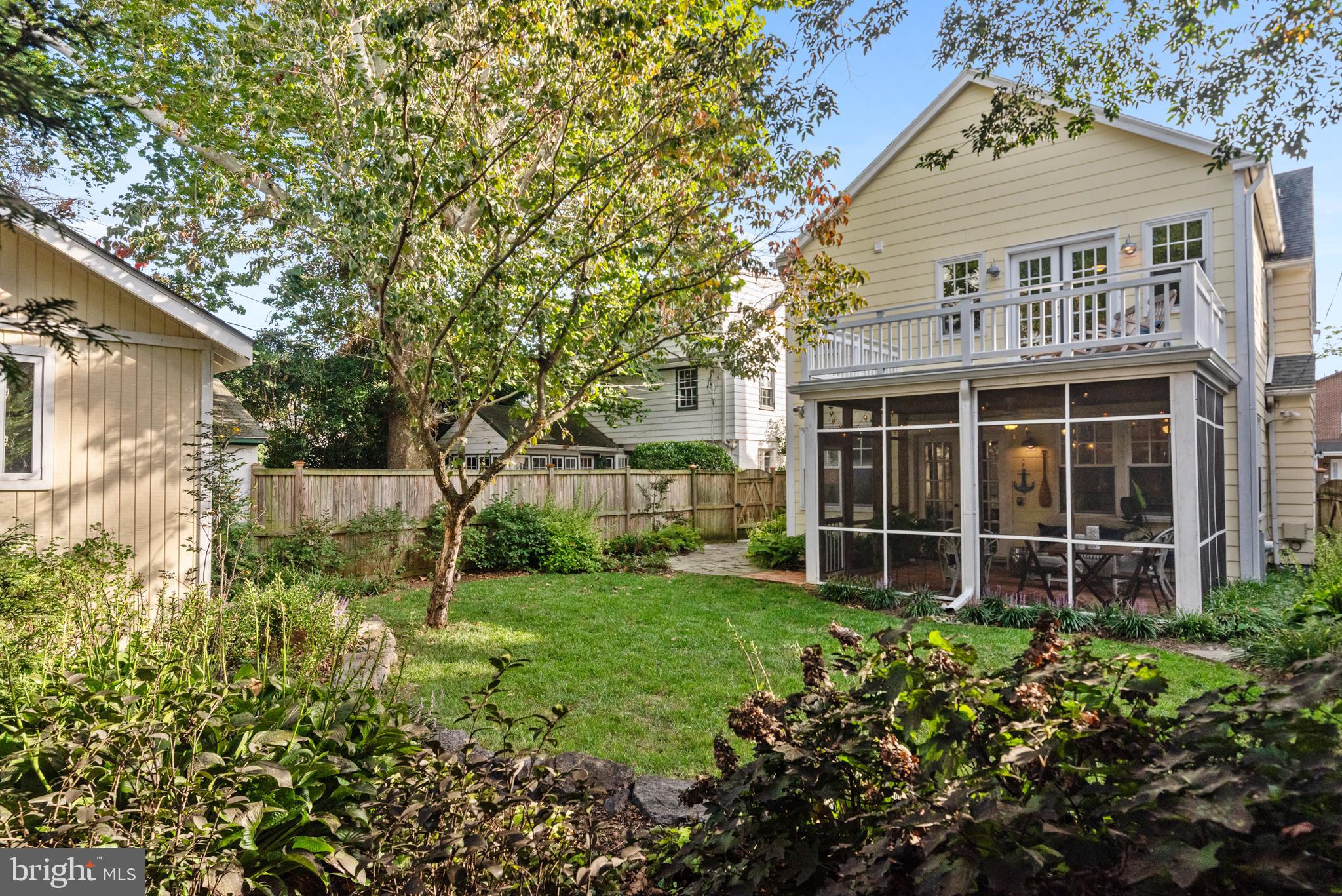 MURRAY HILL - Residential