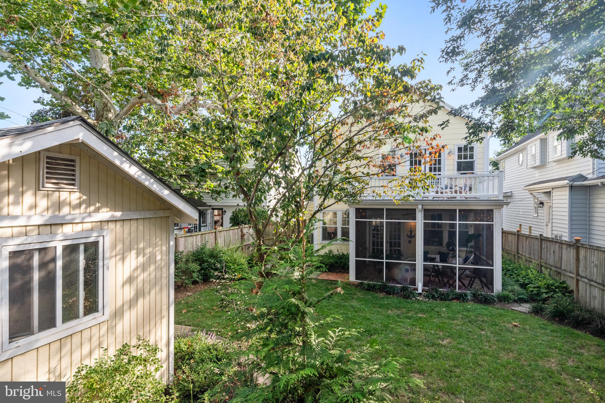 MURRAY HILL - Residential