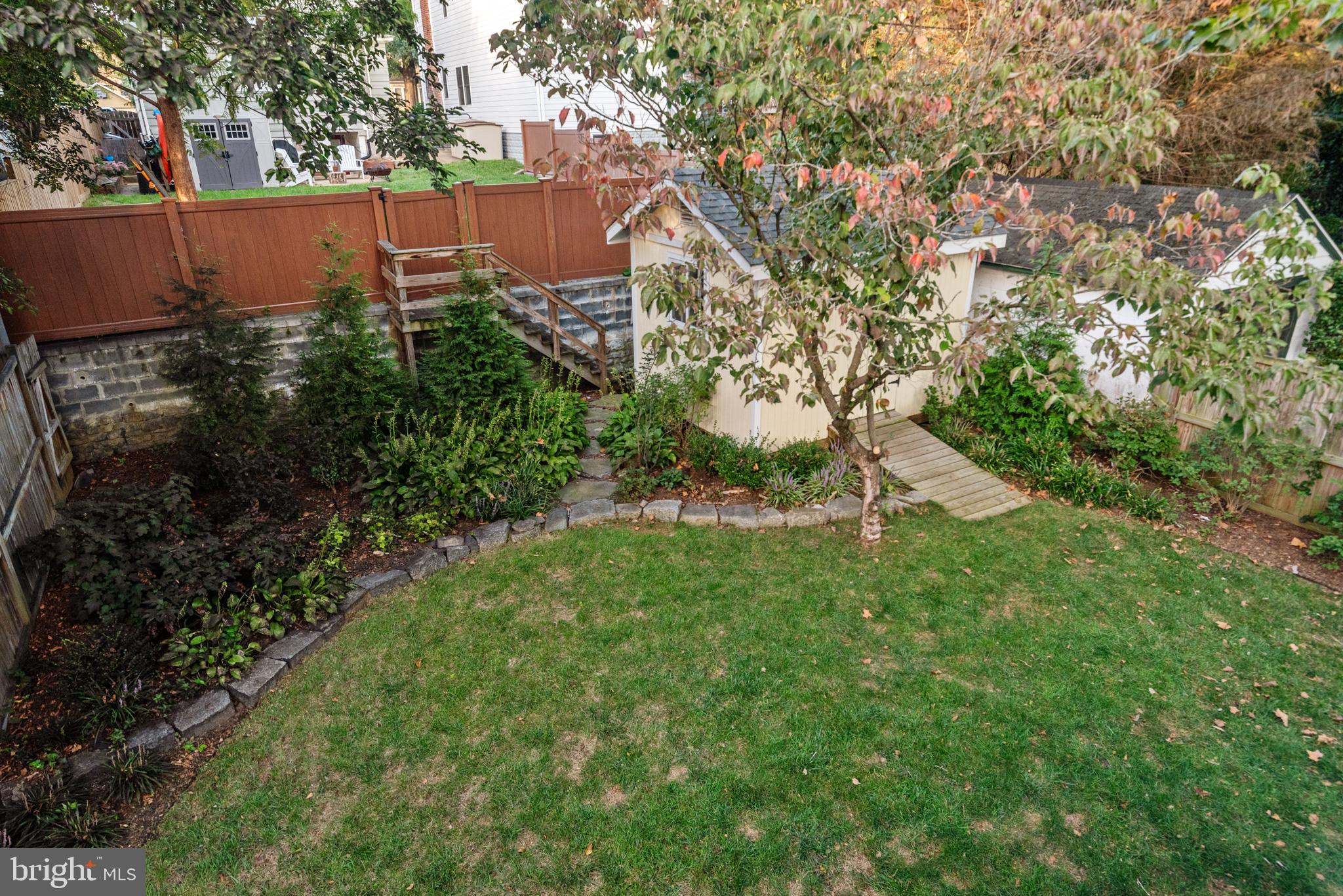 MURRAY HILL - Residential