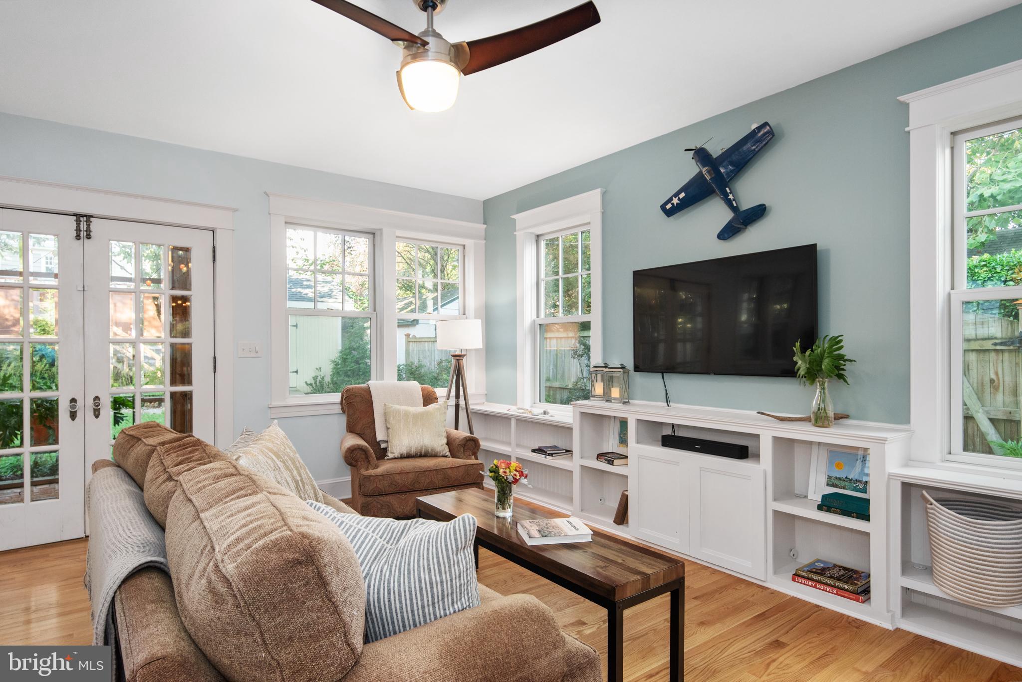 MURRAY HILL - Residential