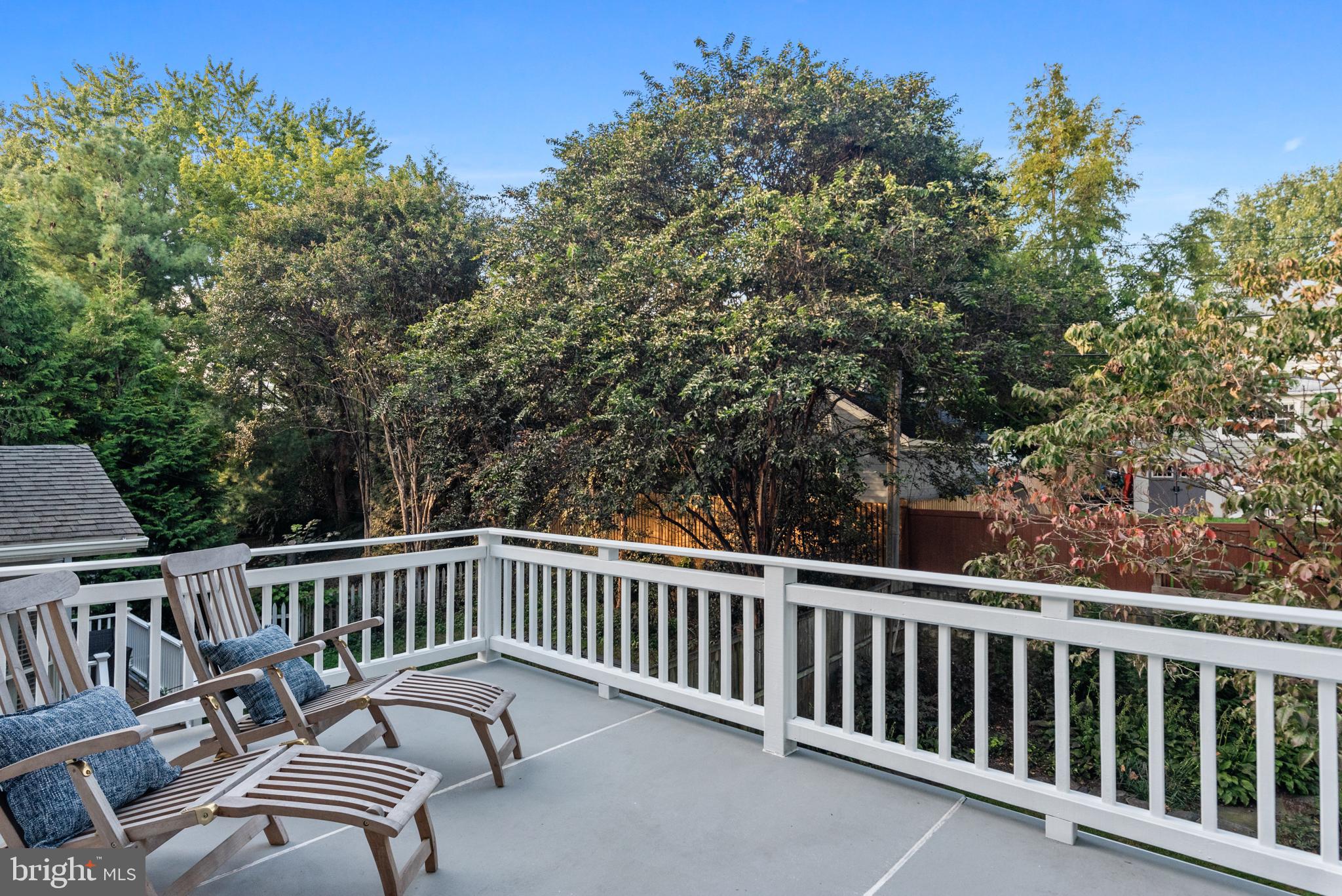 MURRAY HILL - Residential