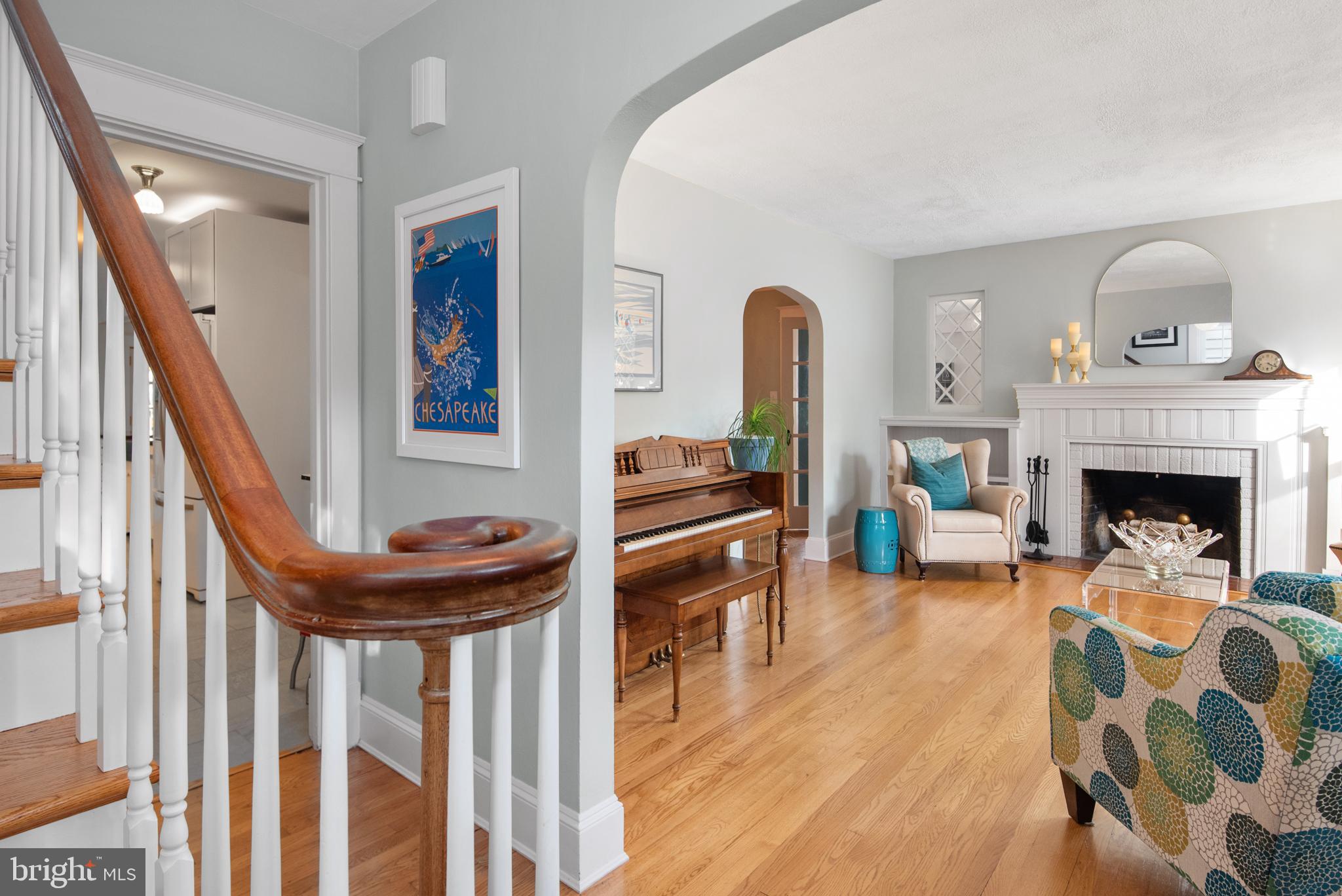 MURRAY HILL - Residential