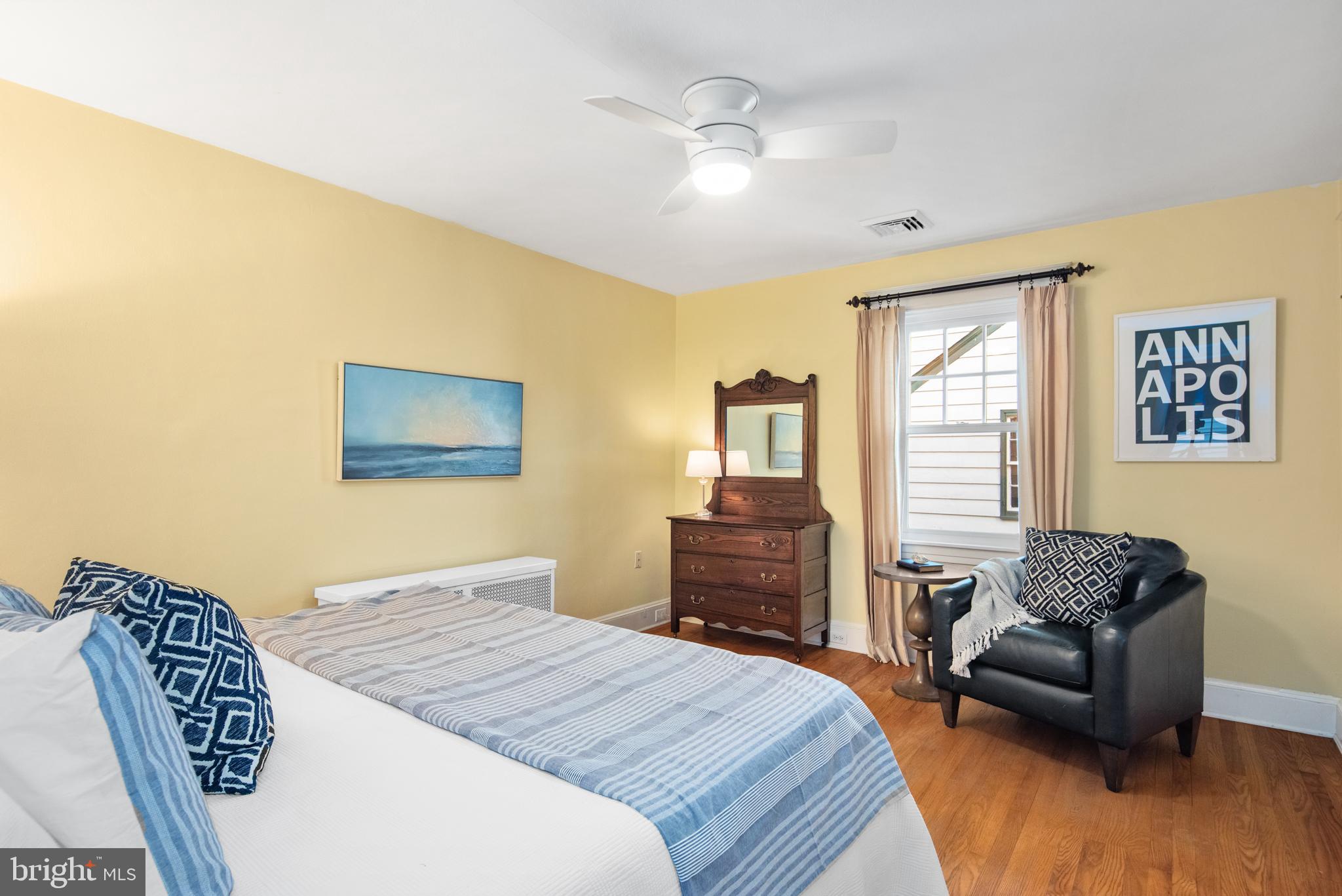 MURRAY HILL - Residential