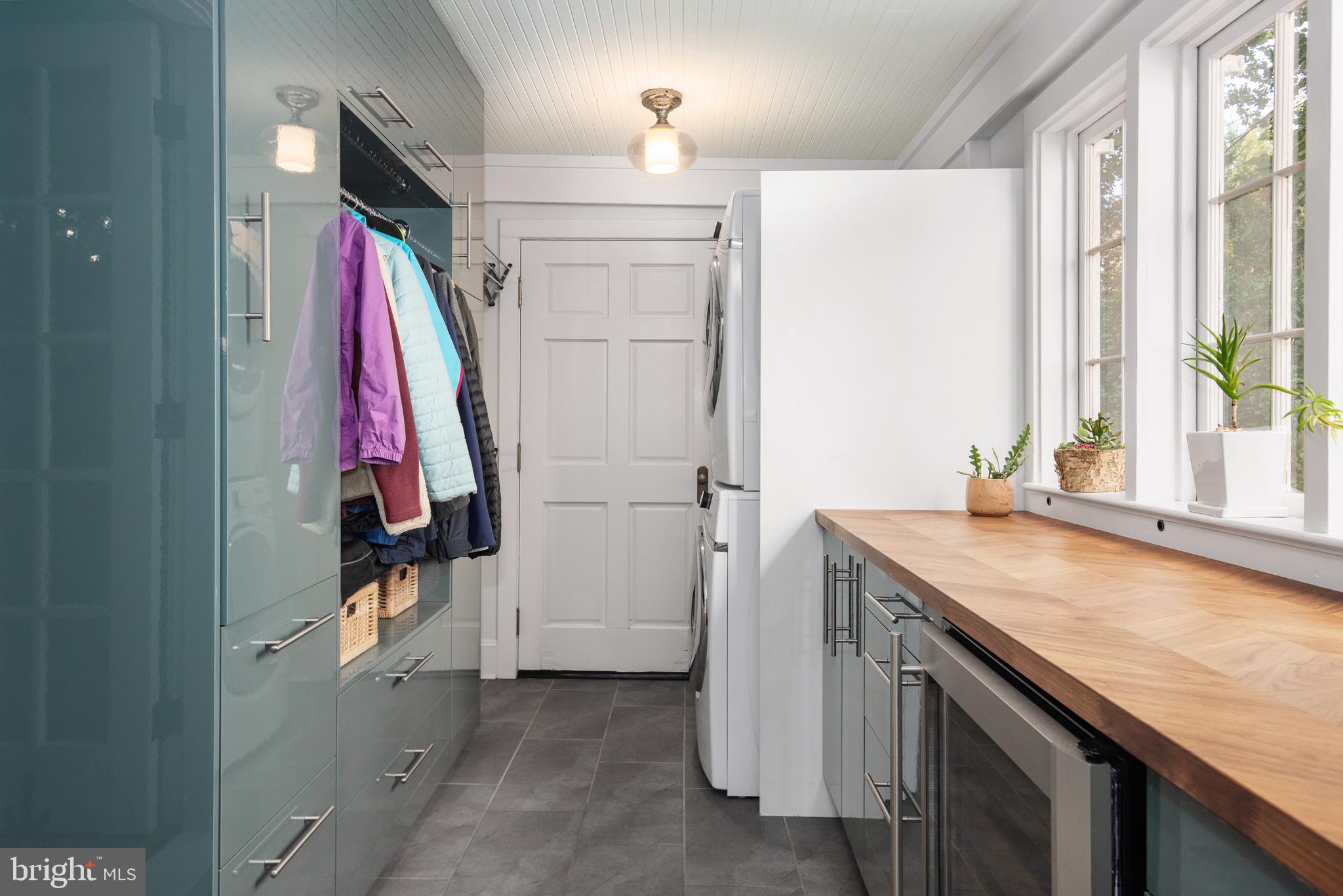 MURRAY HILL - Residential